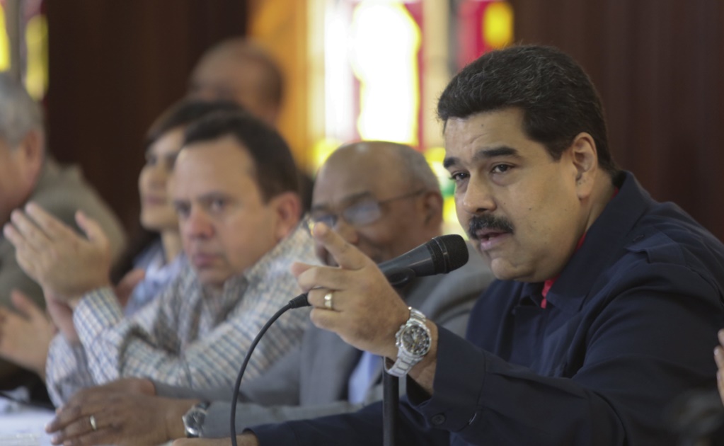 De la presidencia "no me saca nadie": Maduro