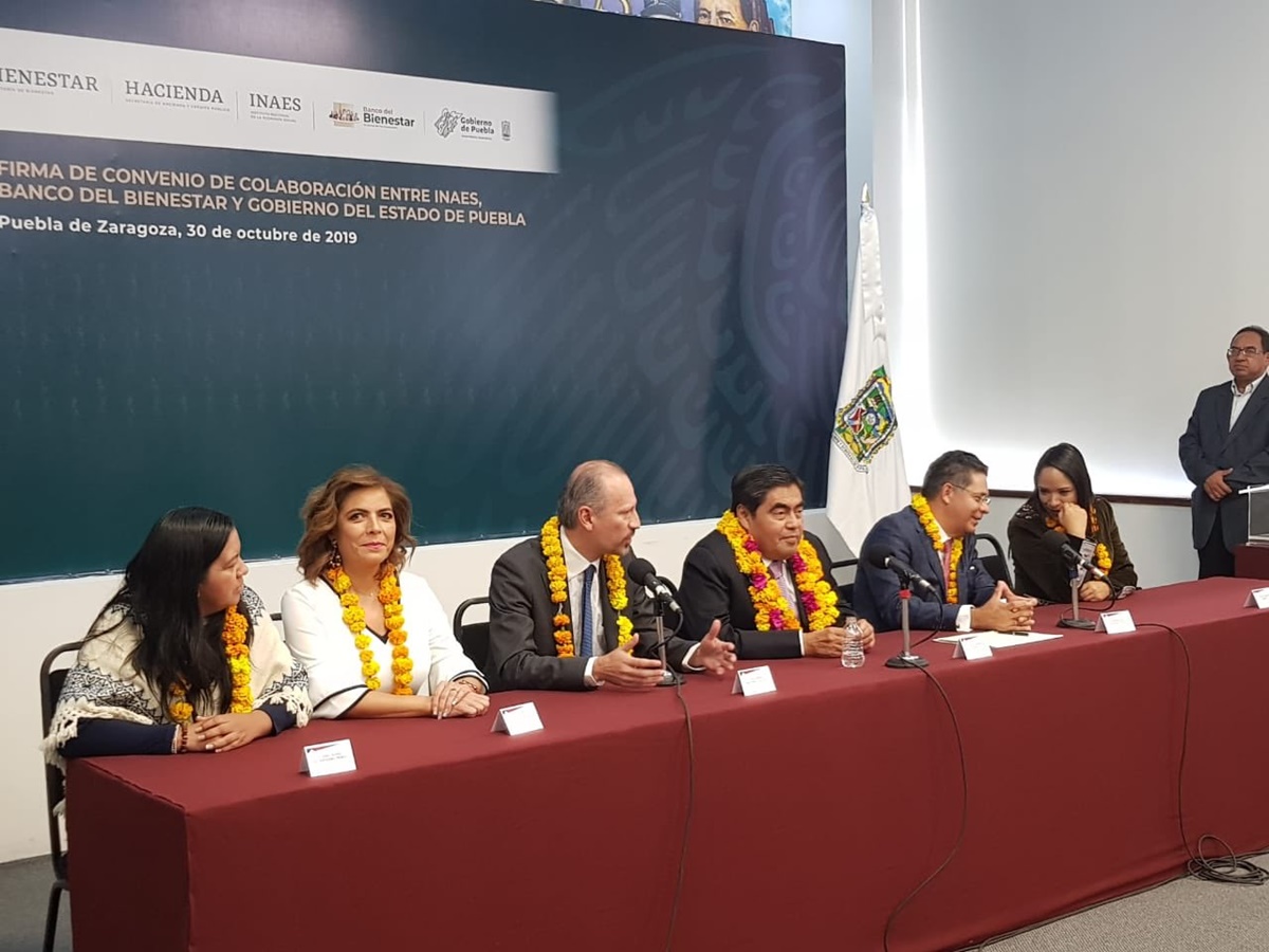 Gobierno de Puebla firma convenio con el INAES y Banco del Bienestar 