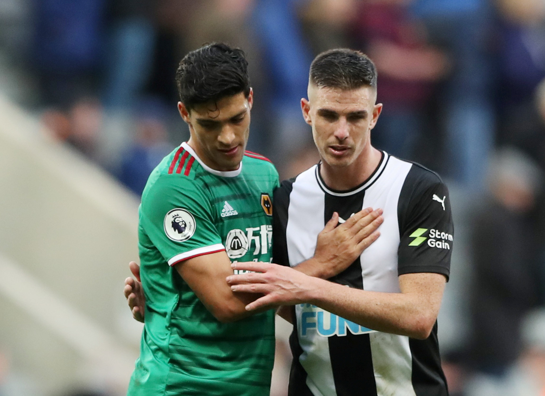 Raúl Jiménez y los Wolves rescatan el empate ante el Newcastle