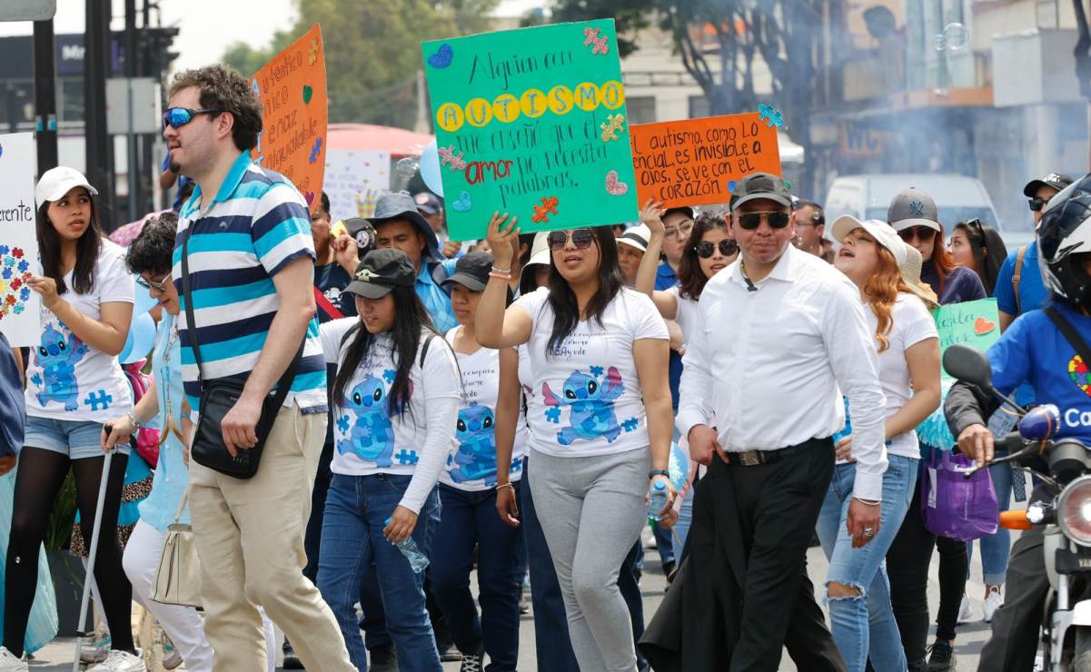 “Alguien con autismo me enseñó que el amor no tiene palabras”: realizan marcha conmemorativa por el Día Internacional del Autismo