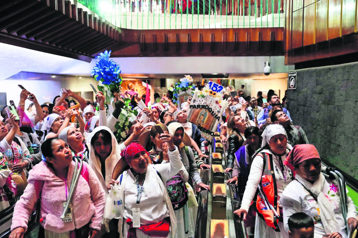 Desde Querétaro, peregrinas y peregrinos llegan a la BasÍlica de Guadalupe 