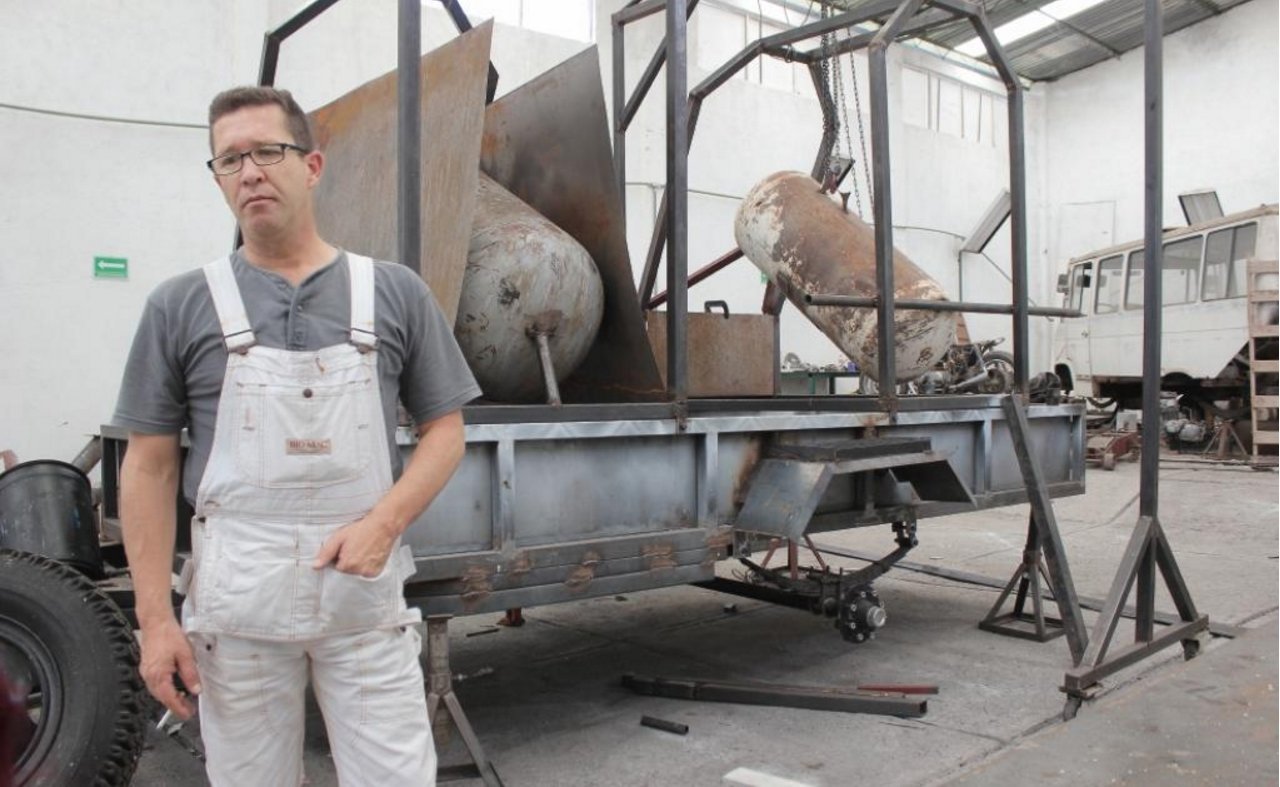 Mexican inventor works on creating eco-friendly refinery