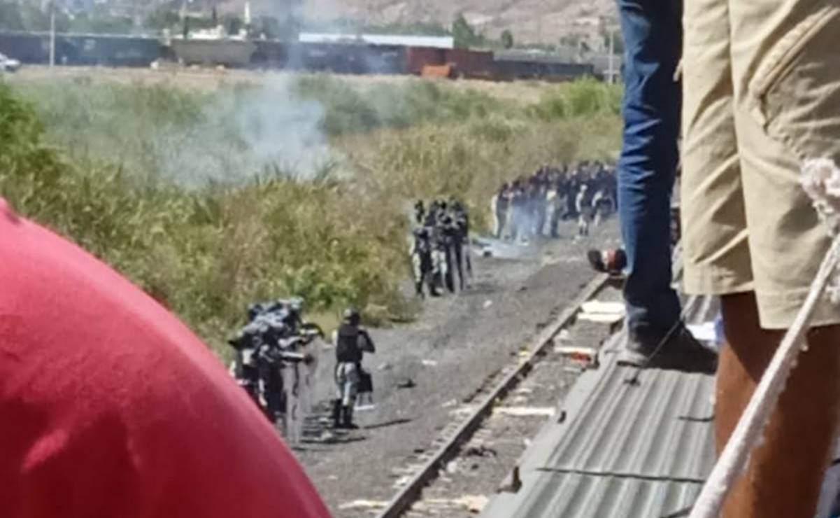 VIDEO: Intenta INM y Guardia Nacional frenar a migrantes en estación de Ferromex en Chihuahua