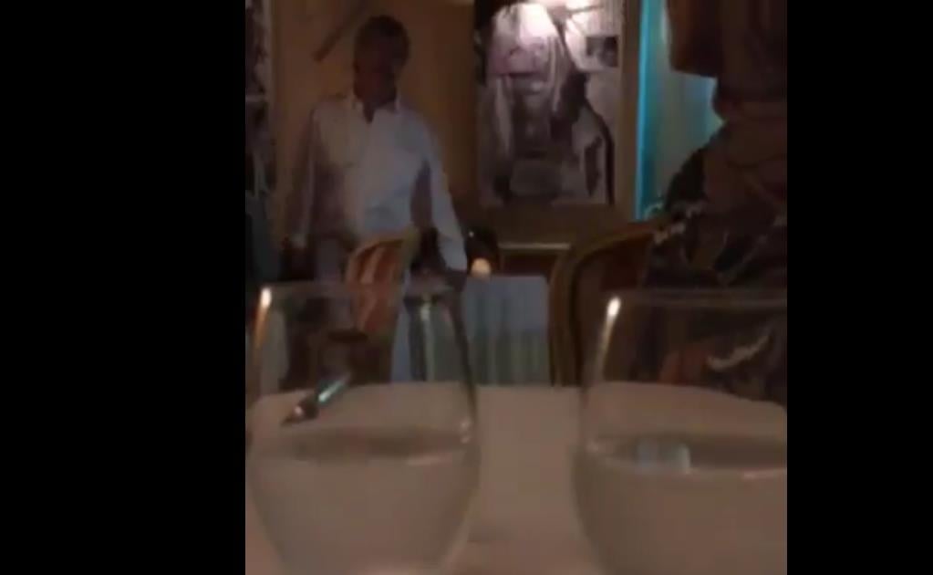 Hombre echa a mujeres musulmanas de restaurante en Francia 