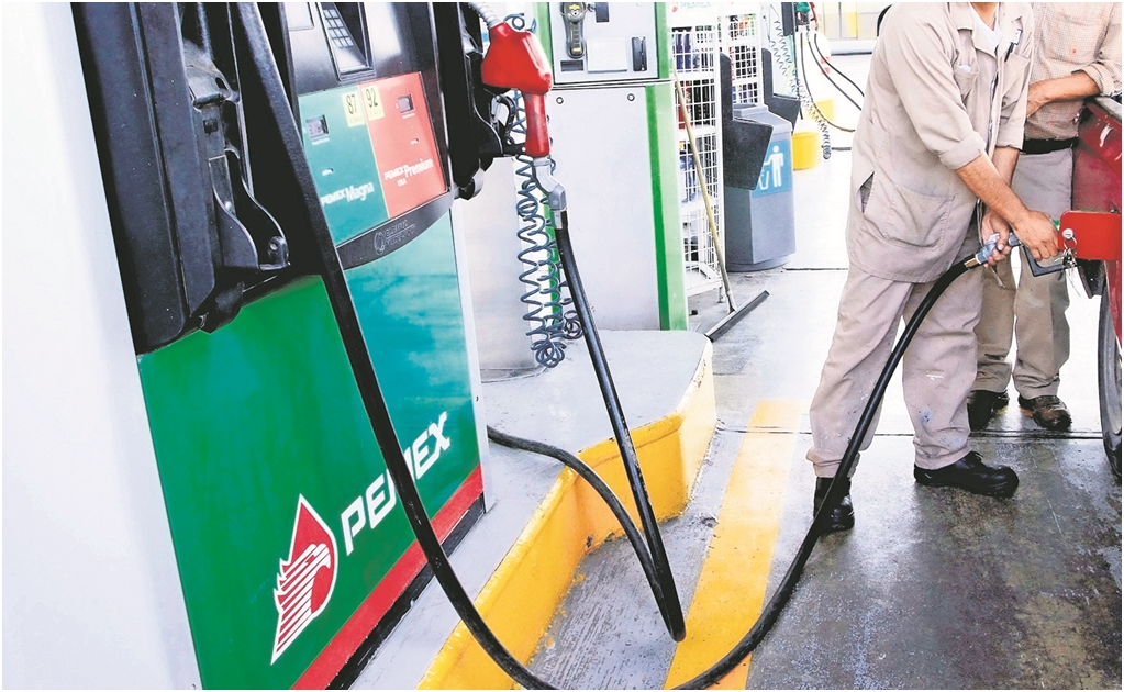 Hacienda reduce estímulos a gasolinas