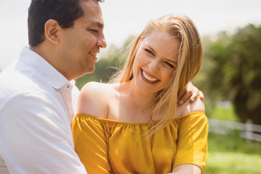 Claudia Schiess Y Che Vera Se Convierten En La Bella Y La Bestia En Programa De Radio Gente Entretenimiento El Universo