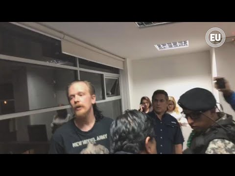 Ola Bini, desarrollador de software en libertad