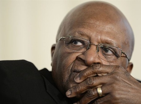Desmond Tutu recibió Premio Especial Fundación Mo Ibrahim