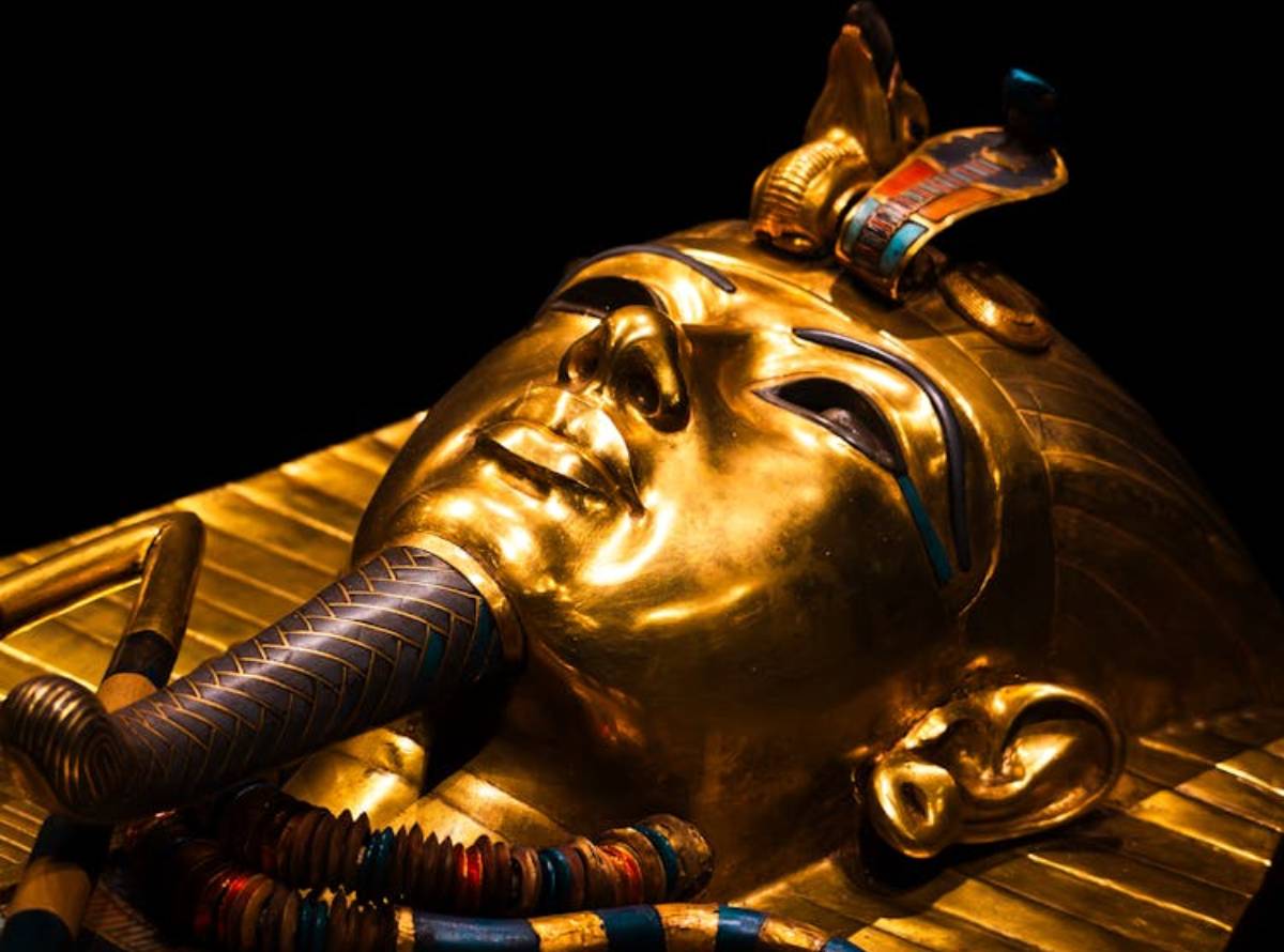 Espeluznante: arqueólogos intentaron esconder la decapitación y el  desmembramiento del cuerpo del rey Tut tras su descubrimiento | Sociedad |  La Revista | El Universo
