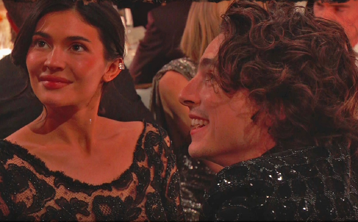 Kylie Jenner y Timothée Chalamet asisten juntos y se besan en los premios  Globos de Oro | Gente | Entretenimiento | El Universo, image size:1200x745