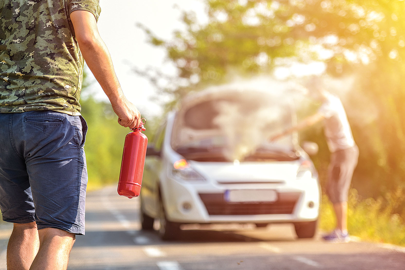 Extintores de coche para llevar en el maletero: úsalos en caso de emergencia