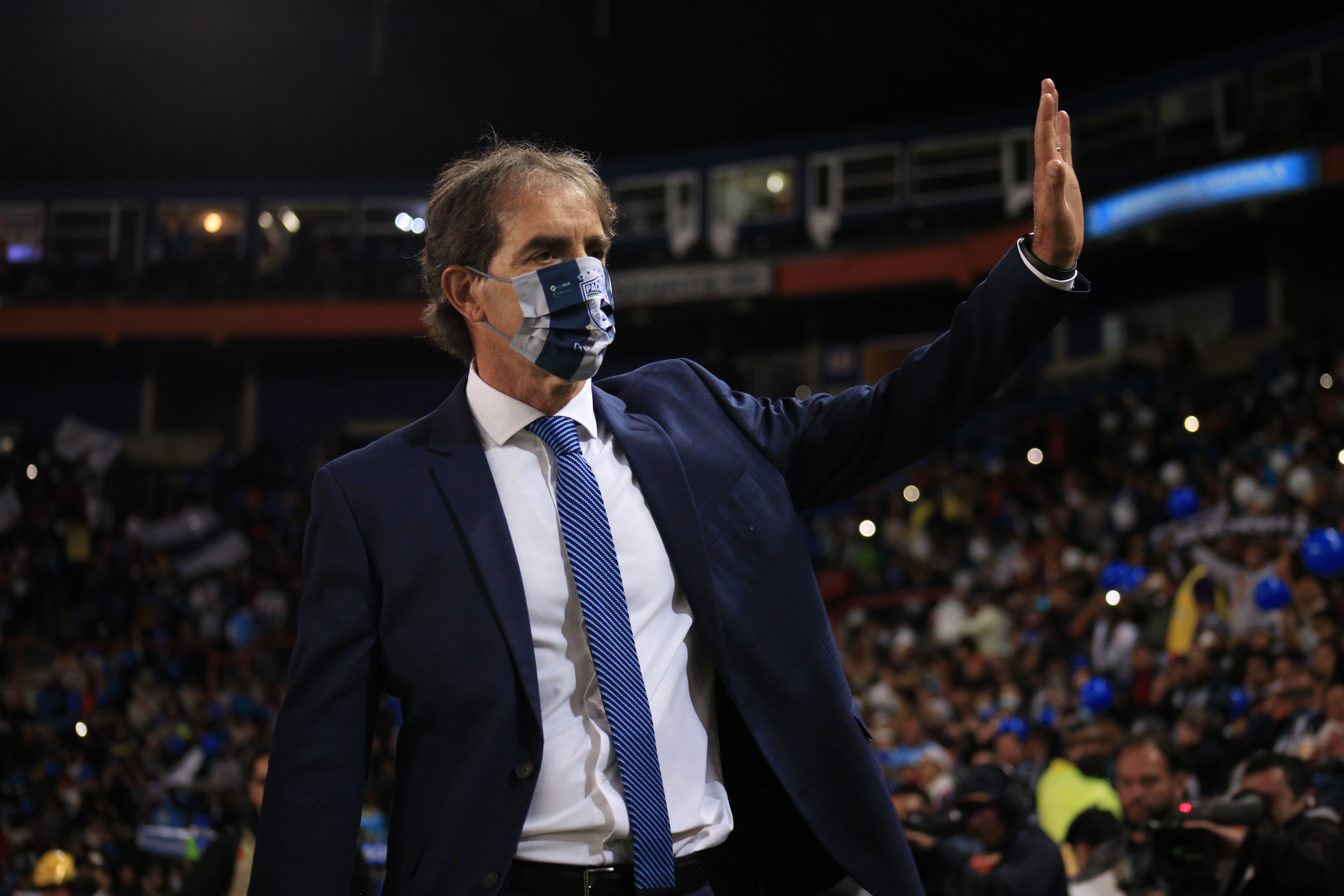 El entrenador que sonaba para dirigir a Uruguay y que ahora está