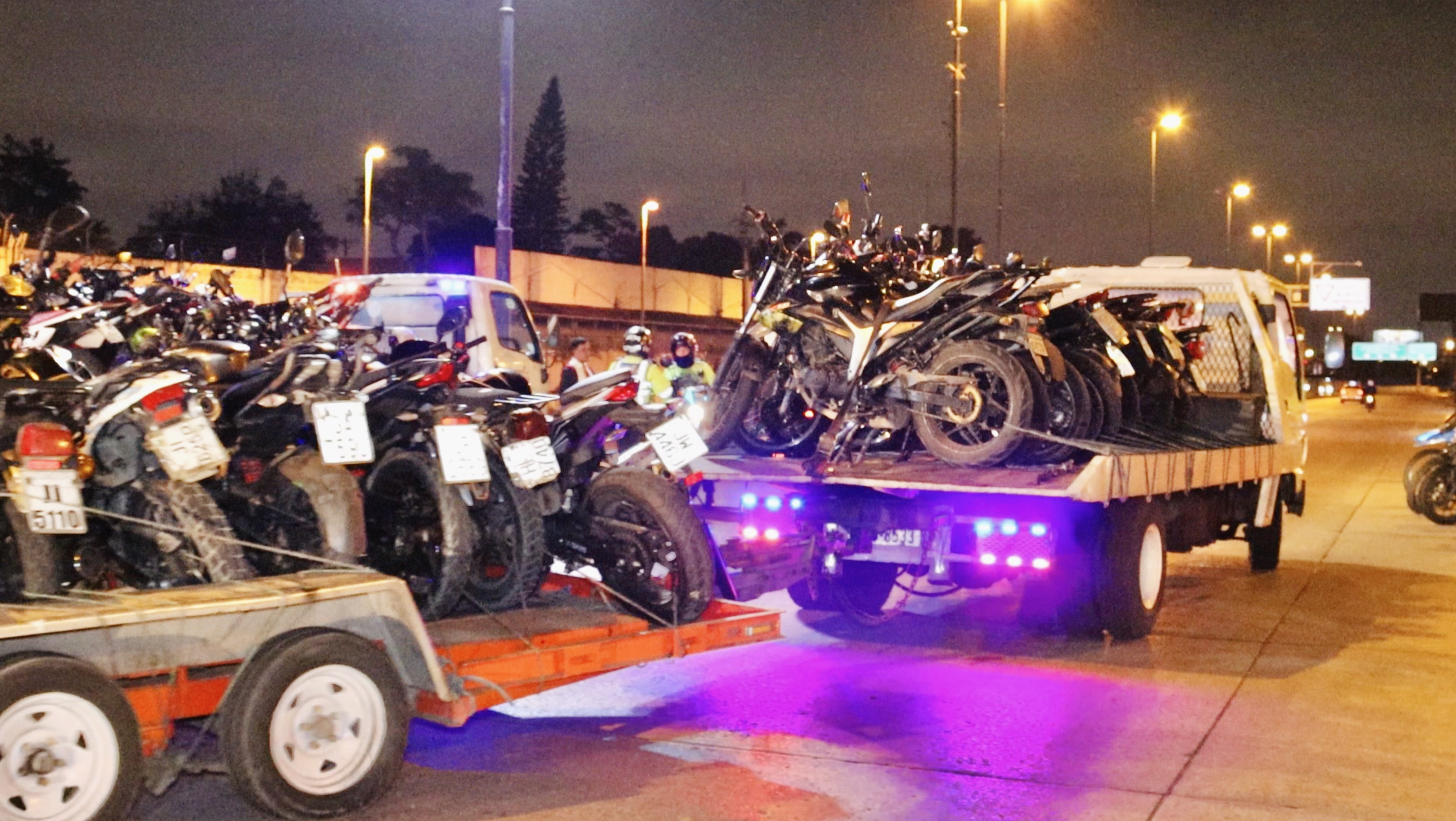 84 motos fueron retenidas en caravana que caotiz centro de