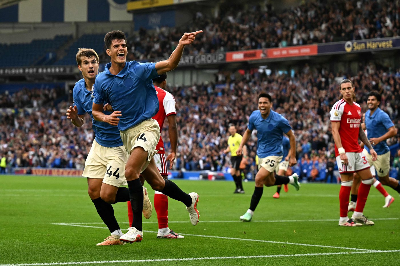Arsenal cae en su visita al Brighton en la quinta fecha de la Premier League: Piero Hicanpié fue suplente | Fútbol | Deportes | El Universo