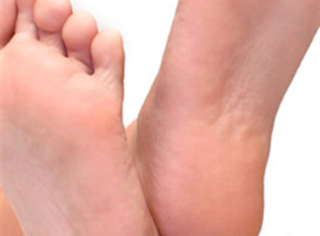 Elimina los callos de tus pies sin dolor: 6 remedios rápidos y sencillos, Estilo de Vida Belleza