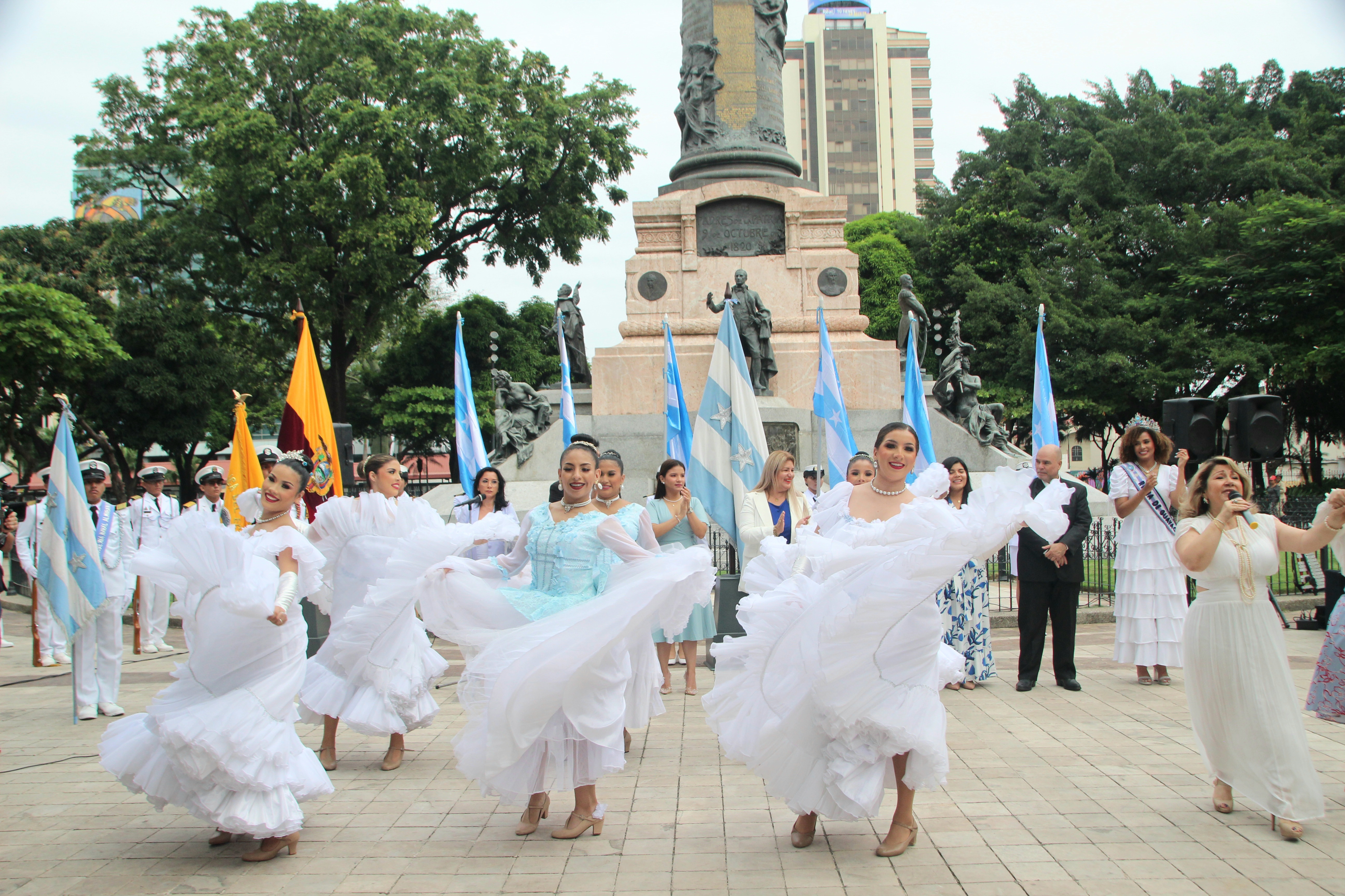 Fiesta de regalos: Gran Feria Americana en el Paseo Jaaukanigás -  Reconquista