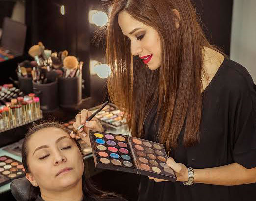 Historias de mujeres dedicadas al negocio del maquillaje | Comunidad |  Guayaquil | El Universo