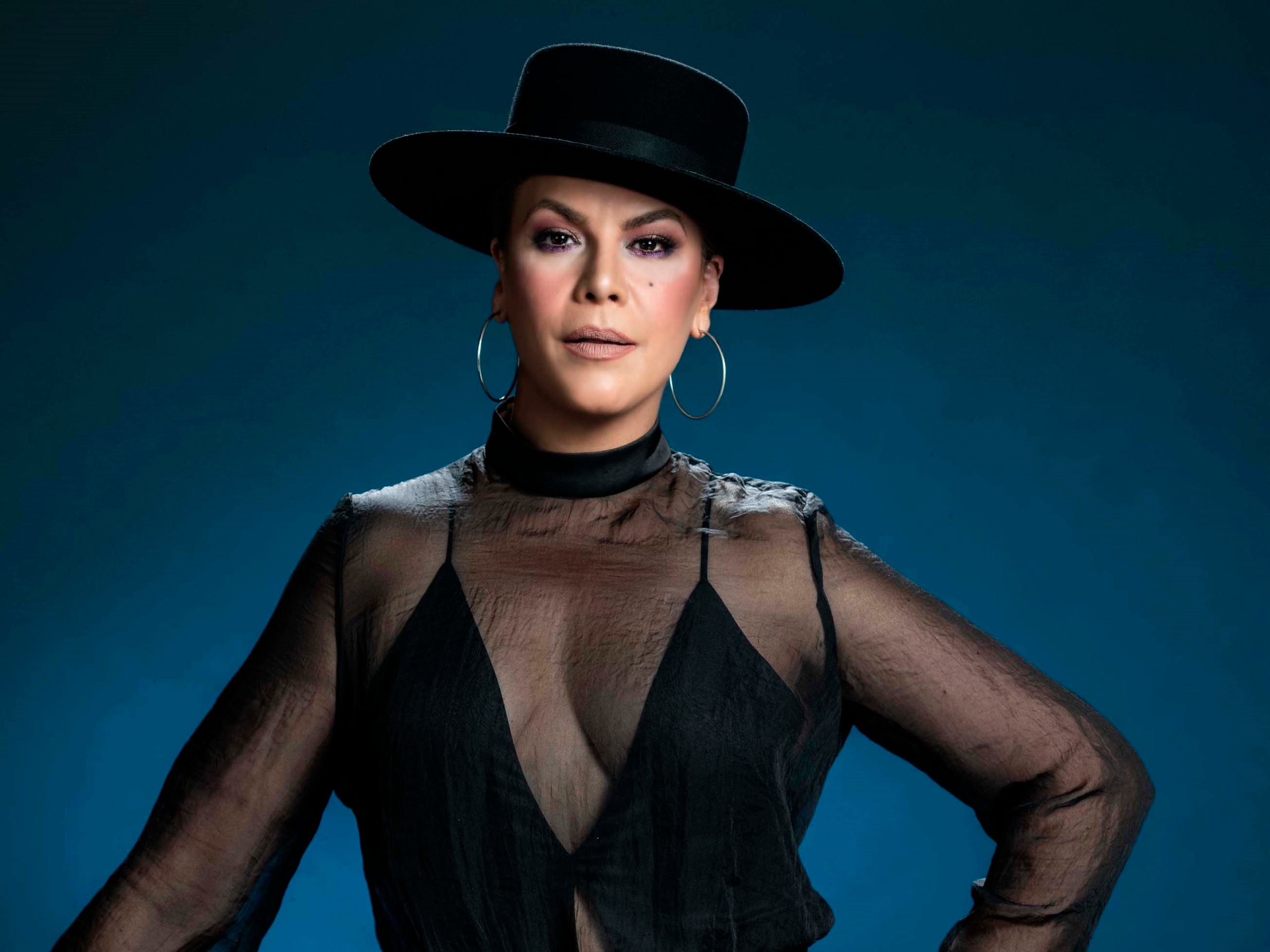 OLGA TAÑON REINA DE LAS REDES SOCIALES: TOP 10 TT (TENDENCIAS MUNDIALES) EN  LA NOCHE DE LA VIGESIMOQUINTA EDICIÓN DE PREMIO LO NUESTRO 2013