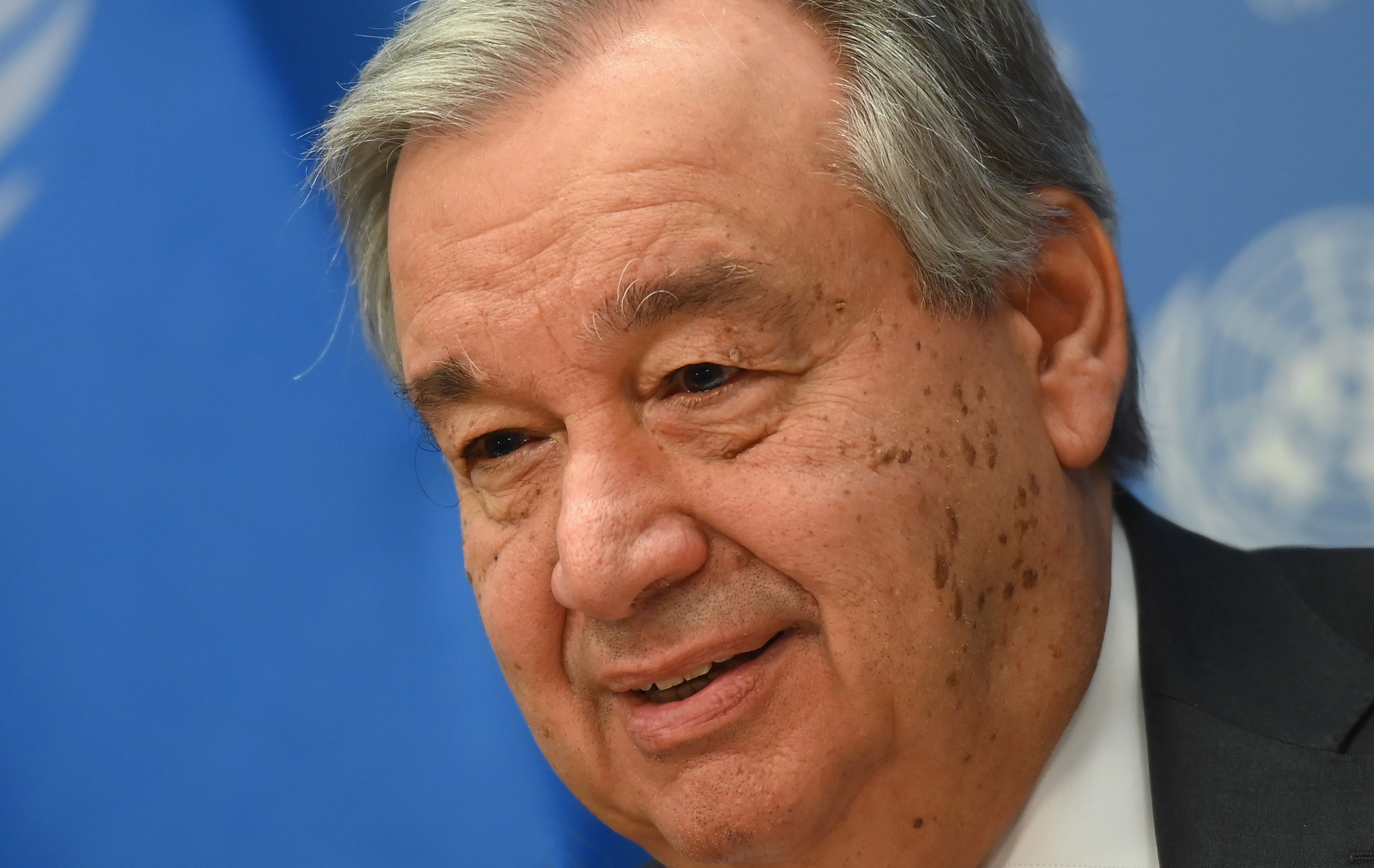 Secretario general de la ONU critica a los países que atacan a la OMS