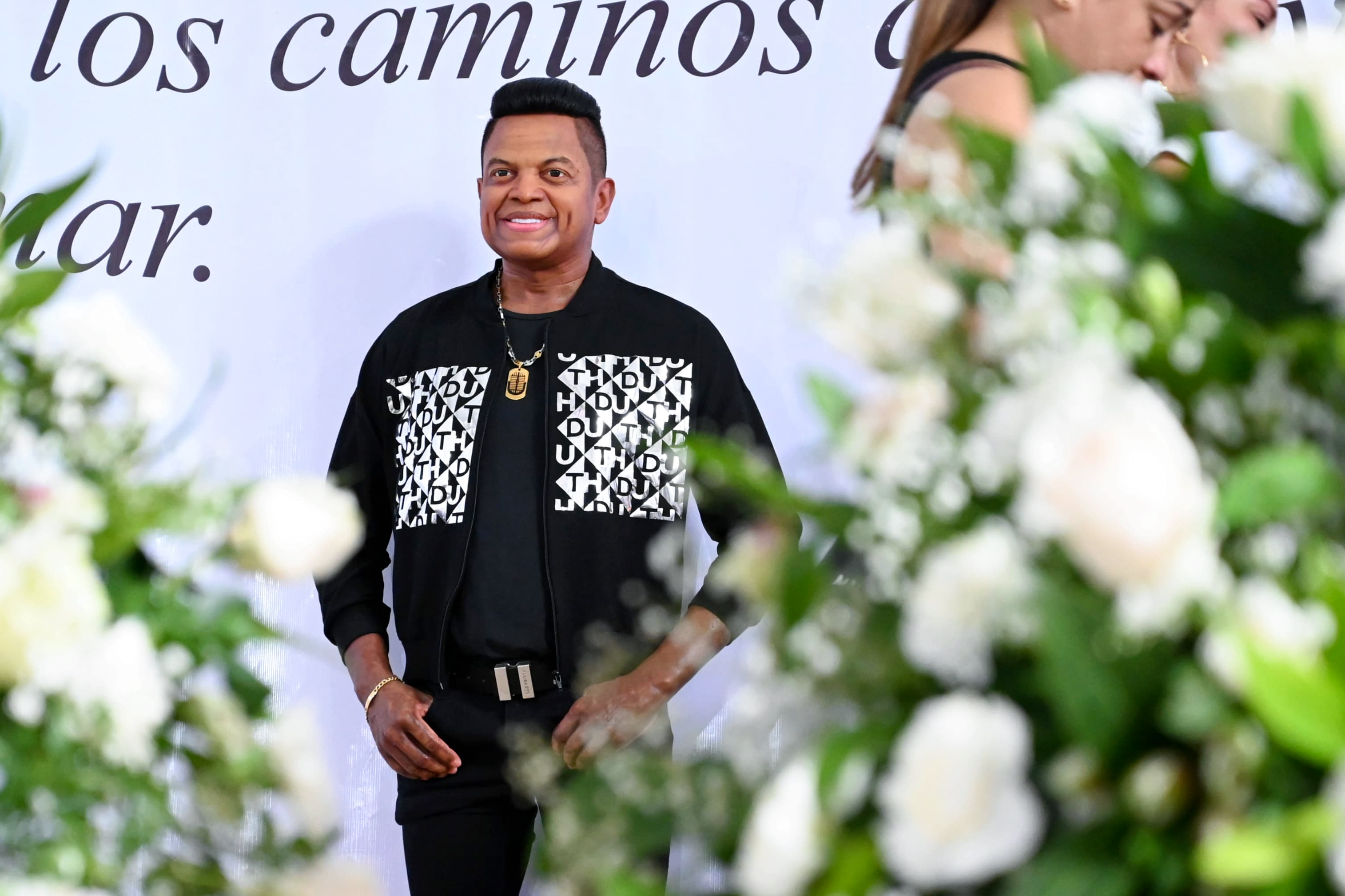 El último concierto de Omar Geles fue con Silvestre Dangond hace unos días:  'Adiós, mi negro. Nos dejaste a blanco y negro' | Gente | Entretenimiento |  El Universo