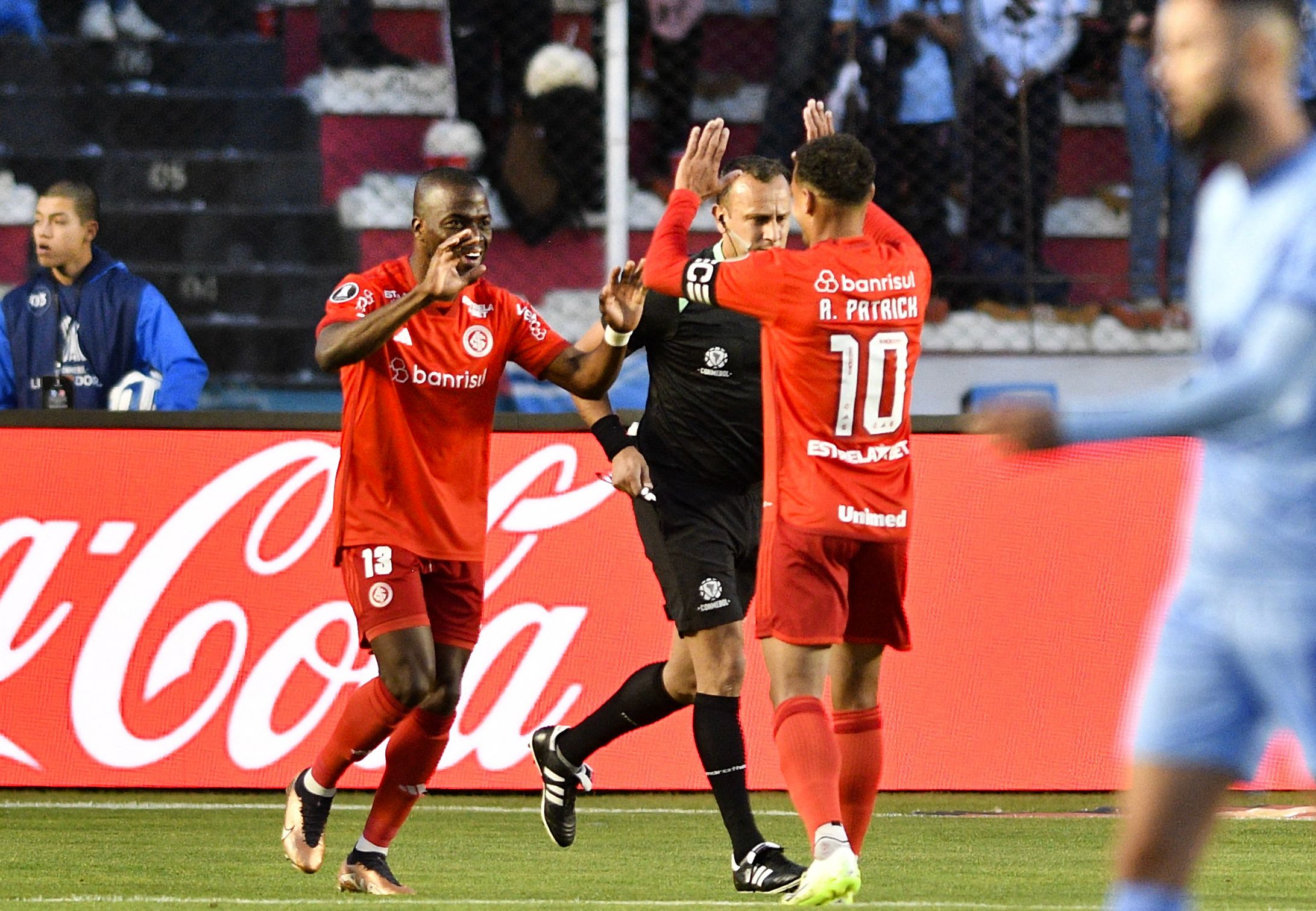 Enner é nosso e a manta é tua: Clube e EstrelaBet apresentam ação