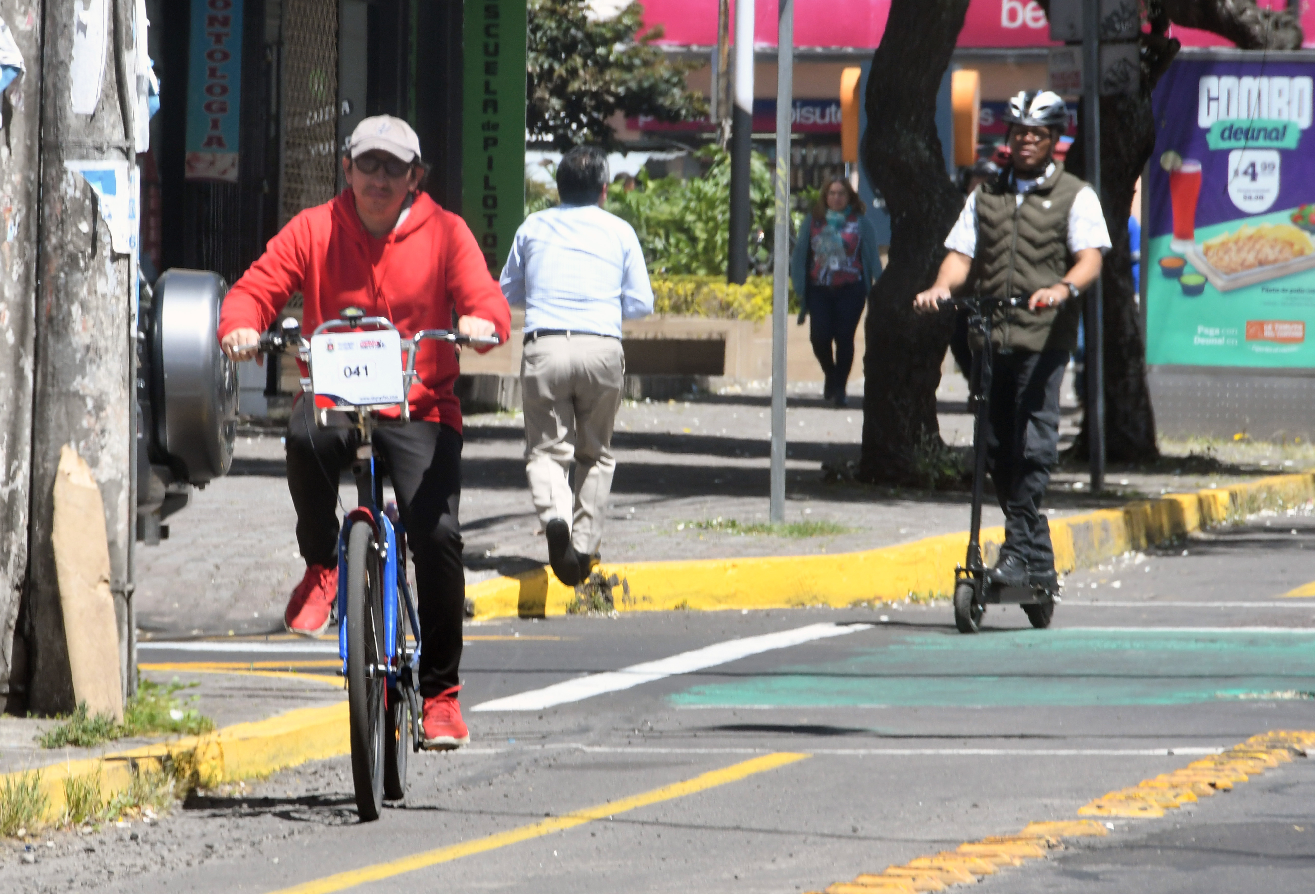 Desplazarse en bicicleta en trayectos cortos reduciría emisiones de CO2 -  Uno TV