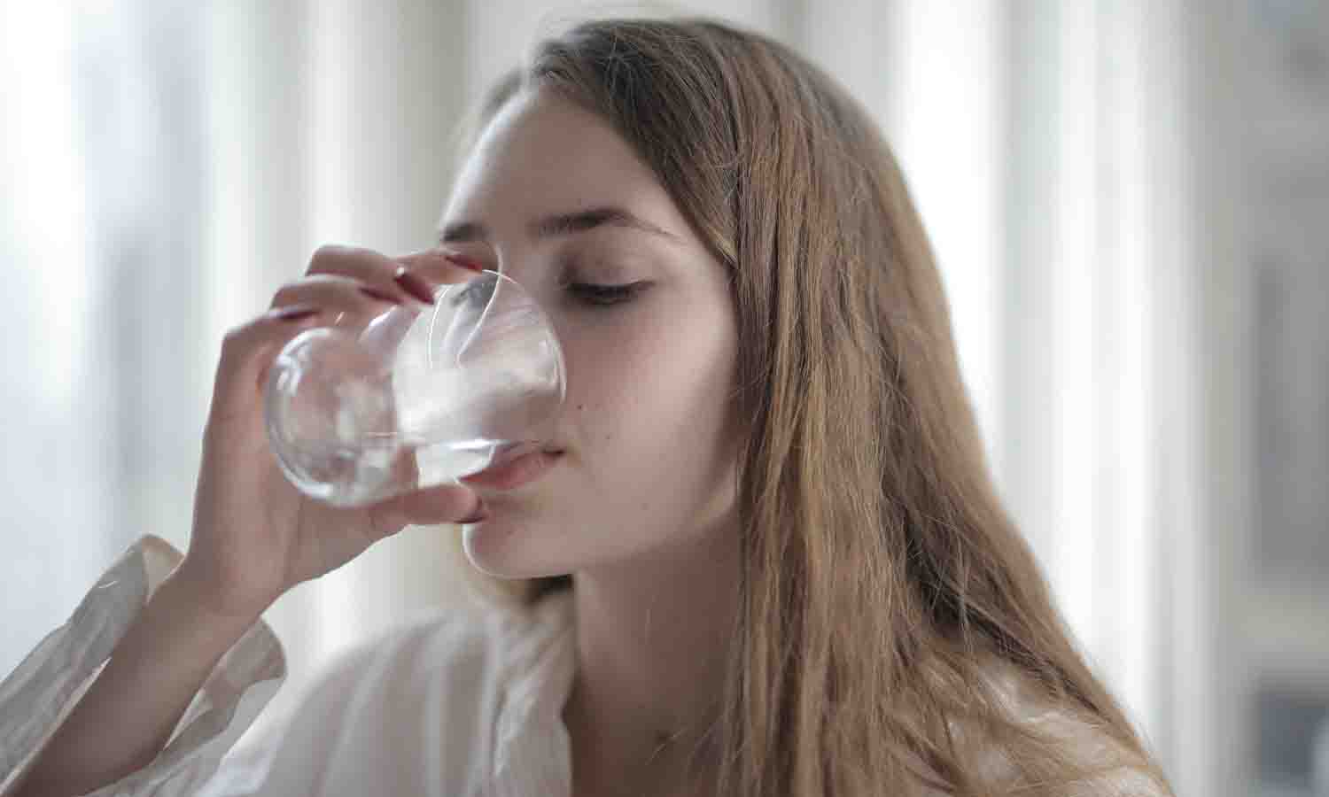 Los efectos negativos de no beber suficiente agua