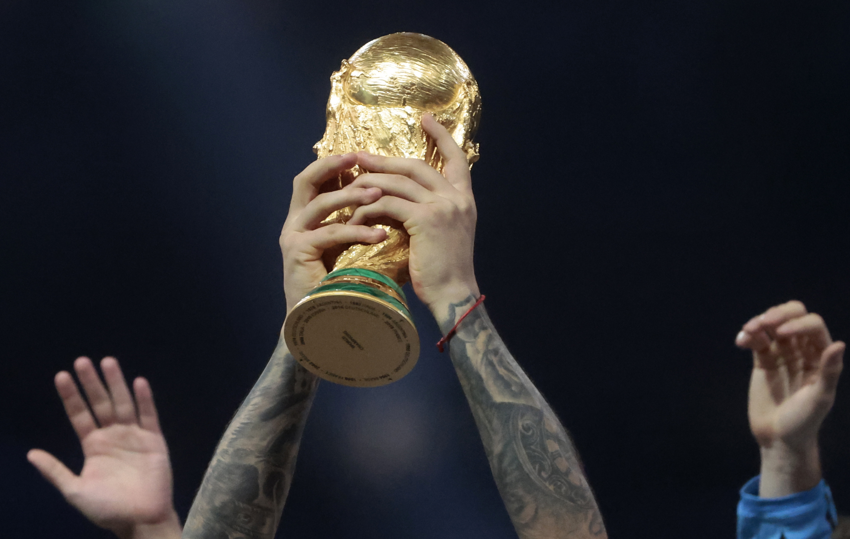 Mundial fútbol  ¿Cómo se llama el trofeo de la Copa del Mundo y por qué se  cambió en su día?
