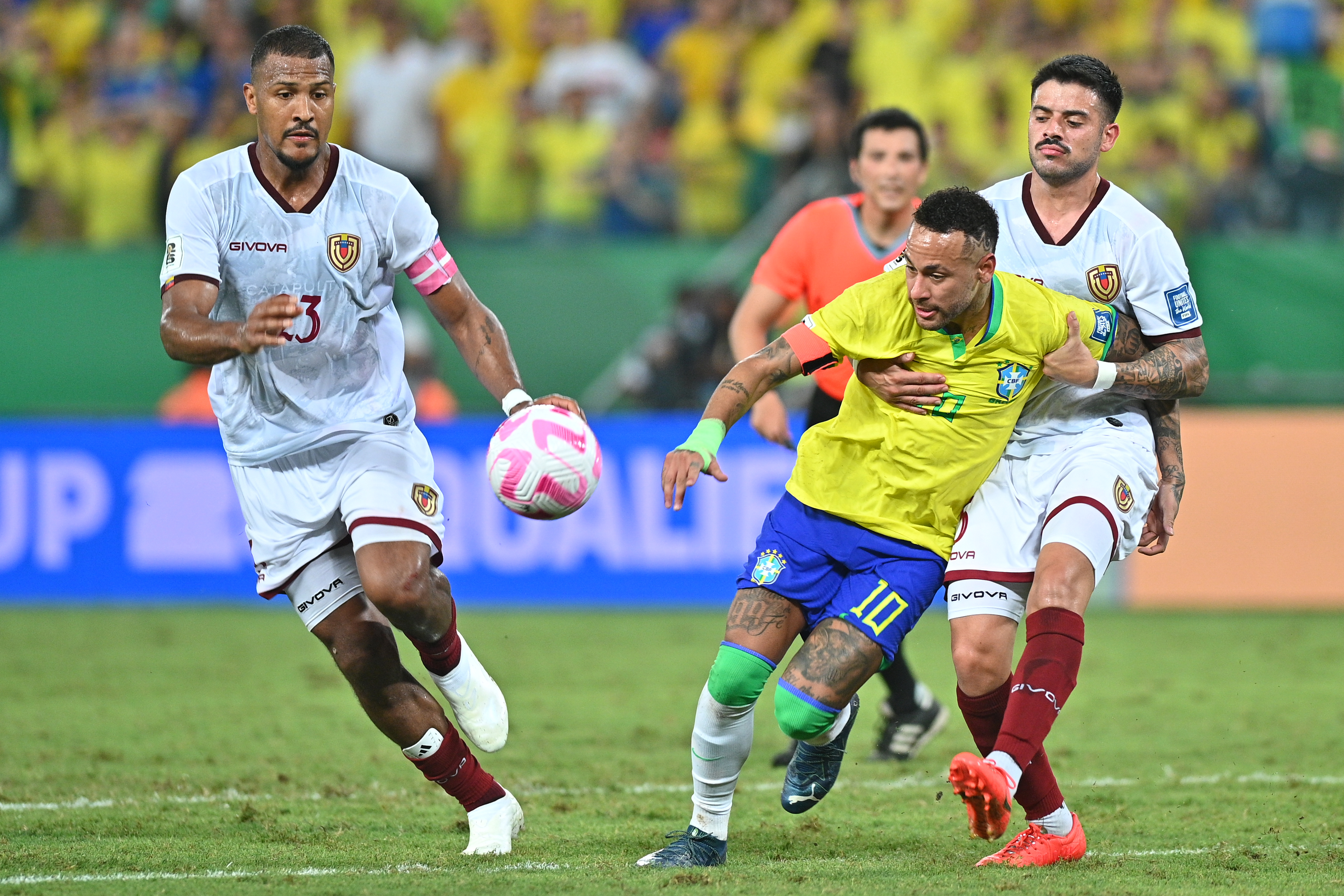 Venezuela consiguió un empate en los últimos minutos ante Brasil