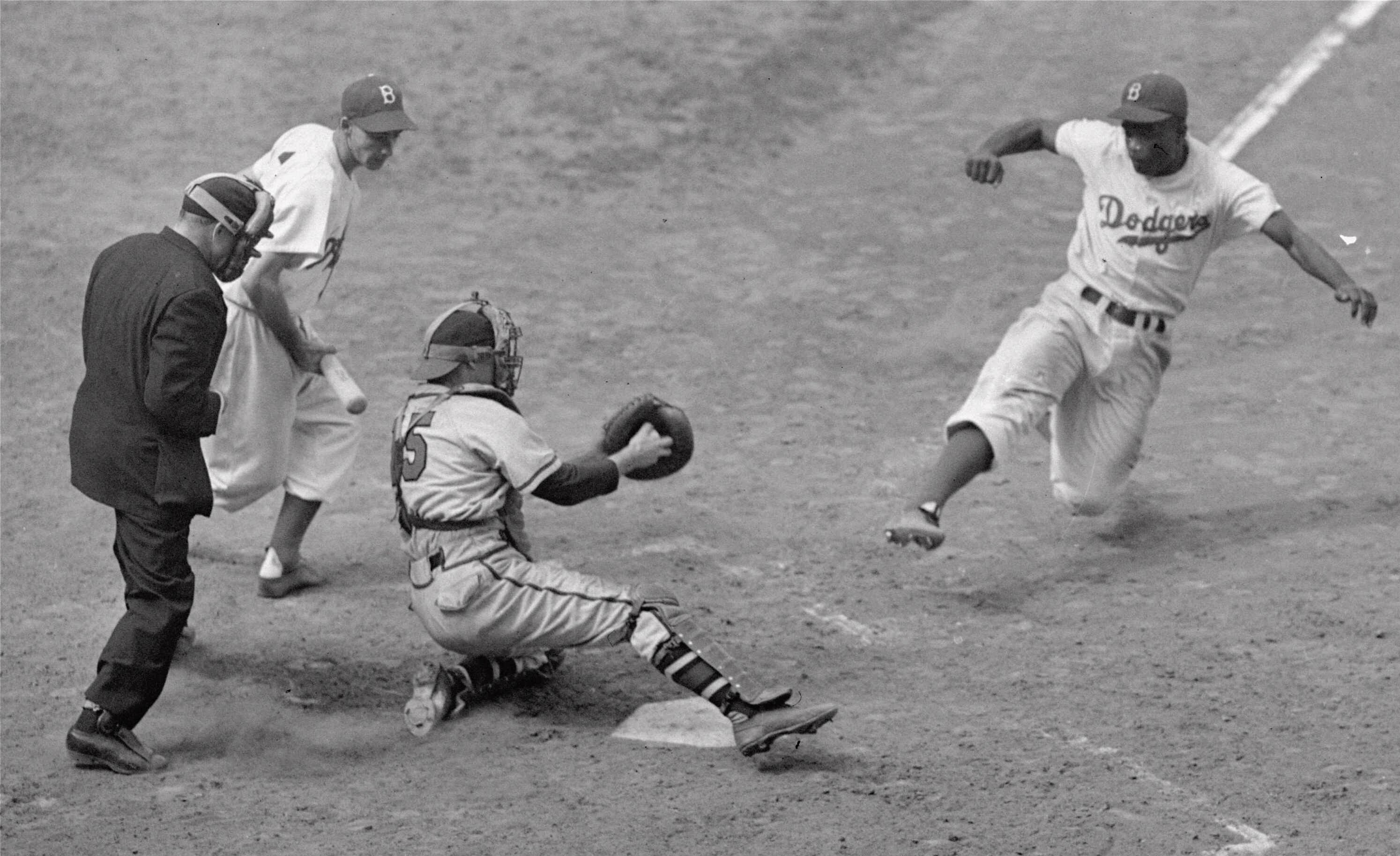 Jackie Robinson, la leyenda que puso fin a las barreras raciales