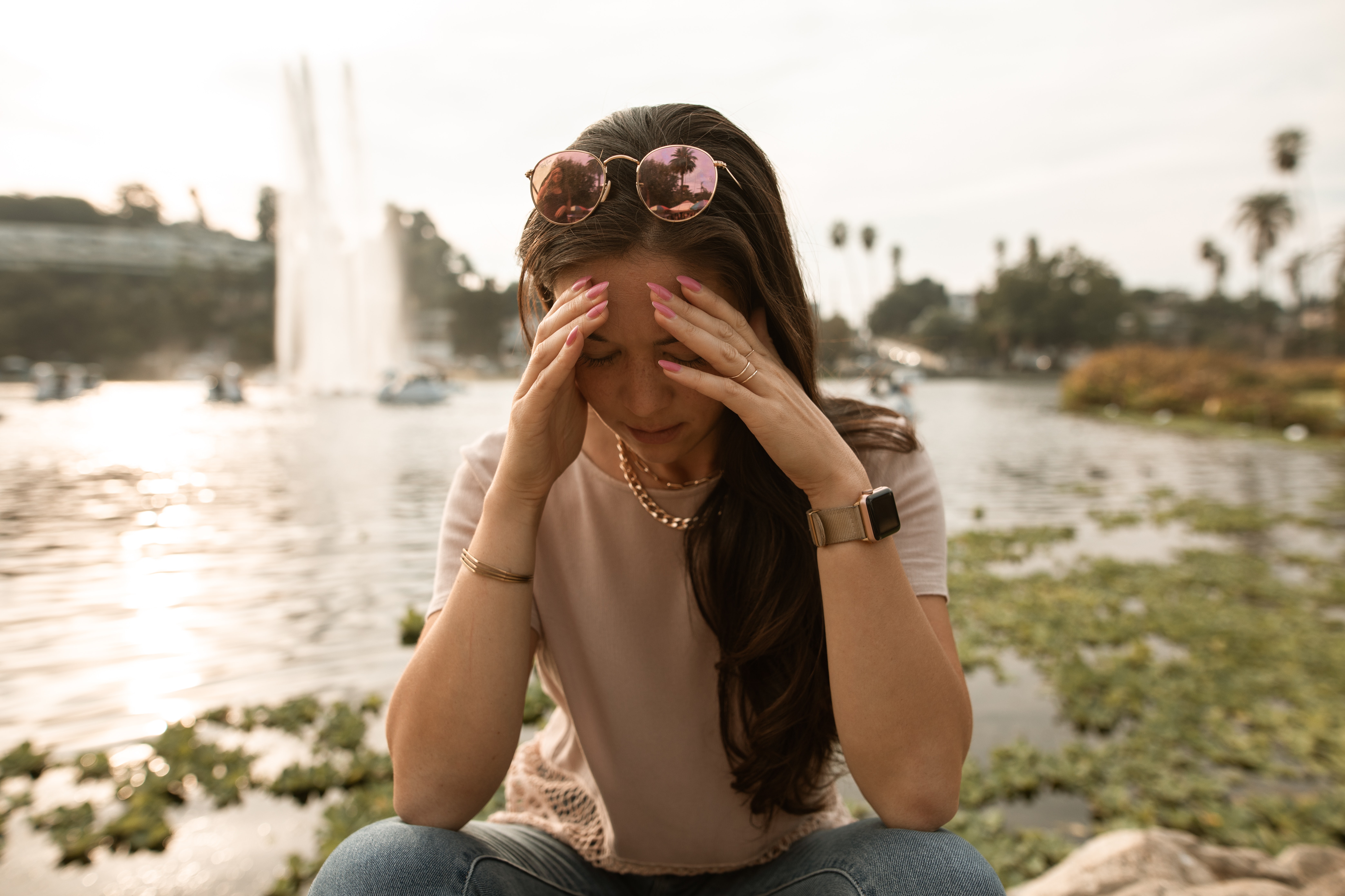 ¿Tienes dolor de cabeza?, aprende a diferenciar si es por covid-19 u otros padecimientos