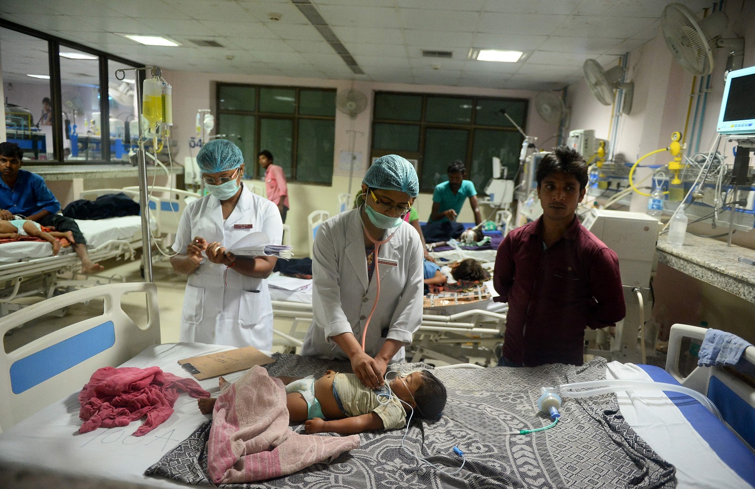 Por falta de oxígeno, mueren 64 niños en un hospital de India |  Internacional | Noticias | El Universo