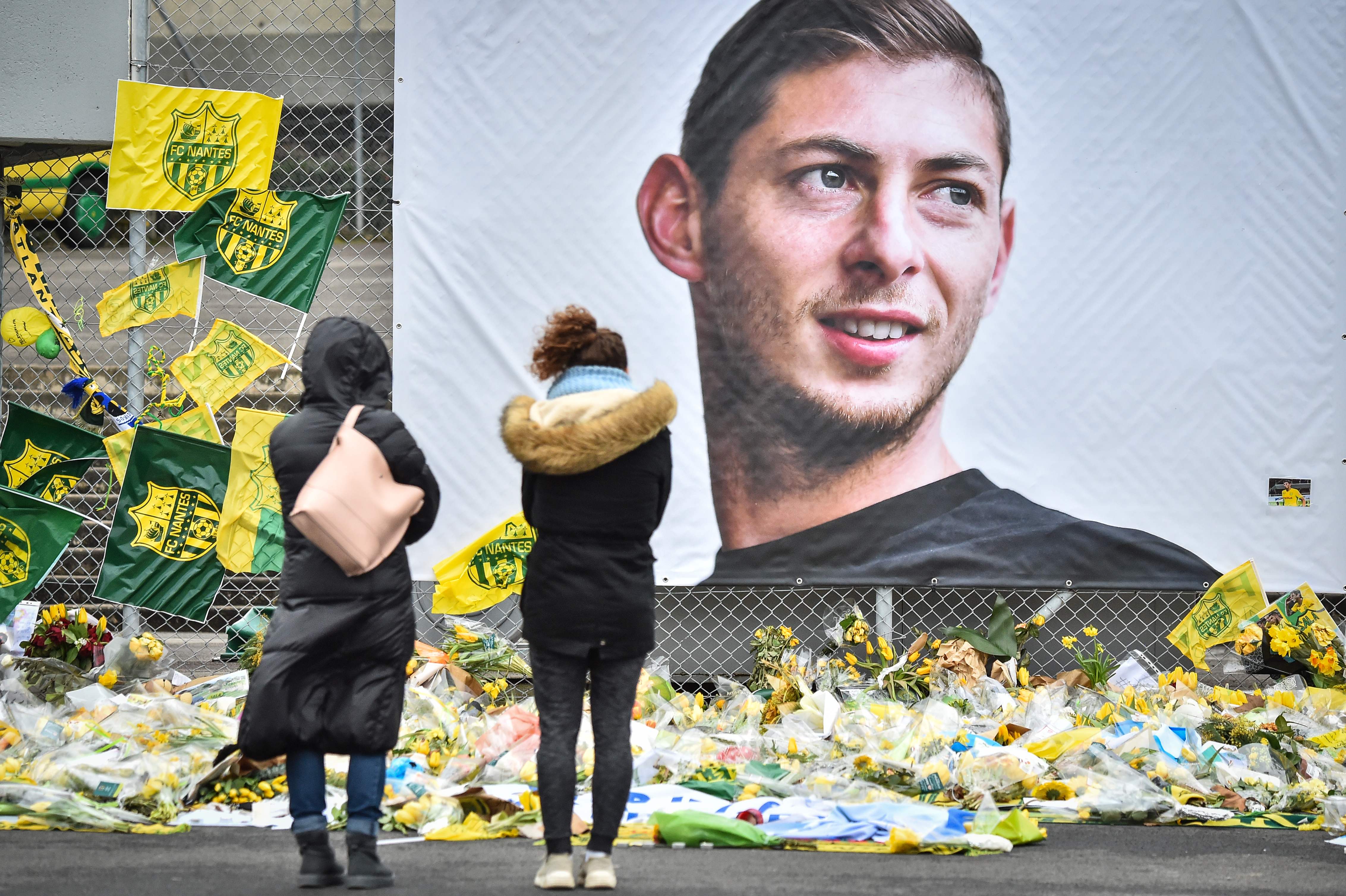 Pai do atacante Emiliano Sala morre três meses após morte do