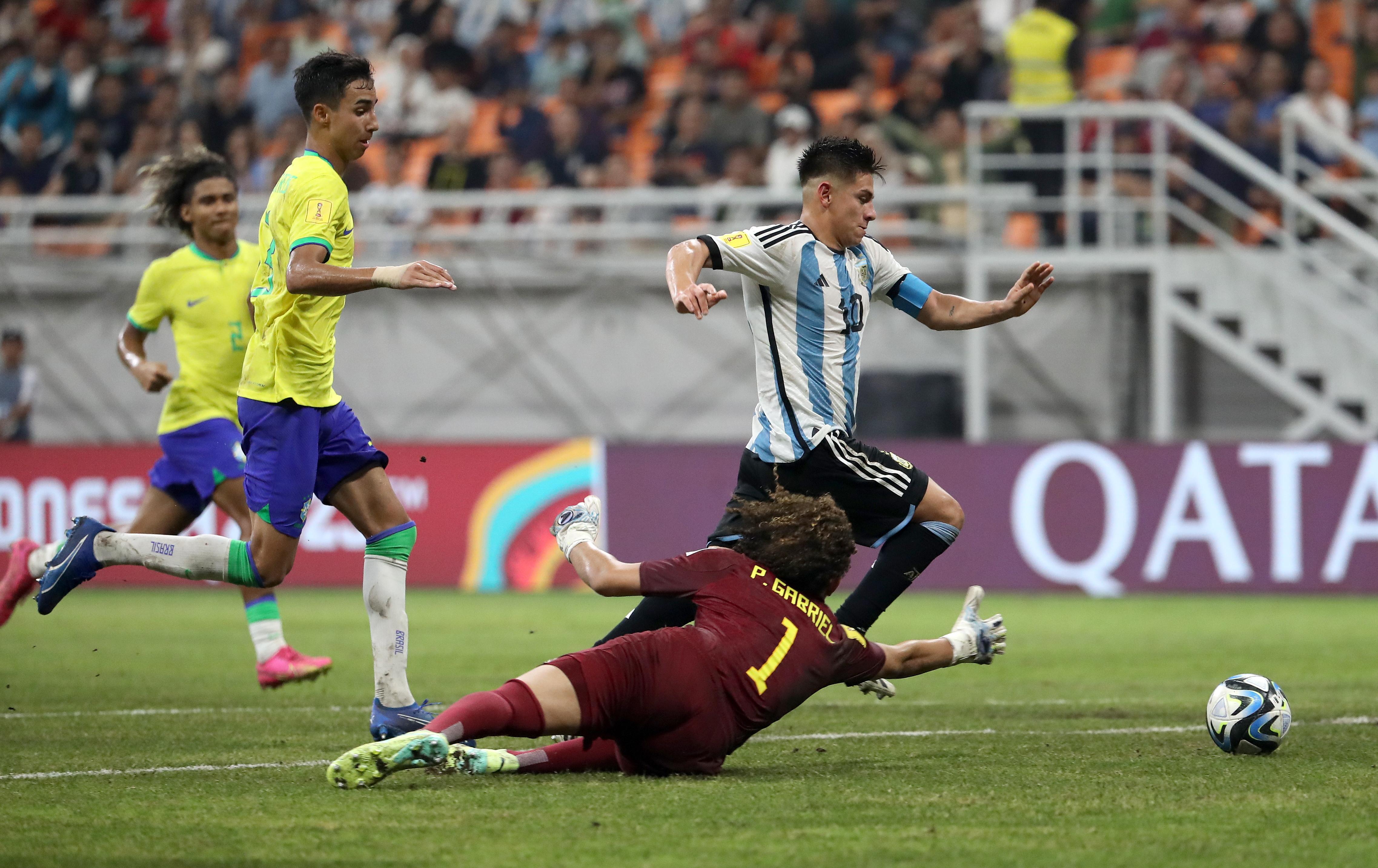 Brasil leva surra no Mundial Sub-17, perde 3º clássico e tem