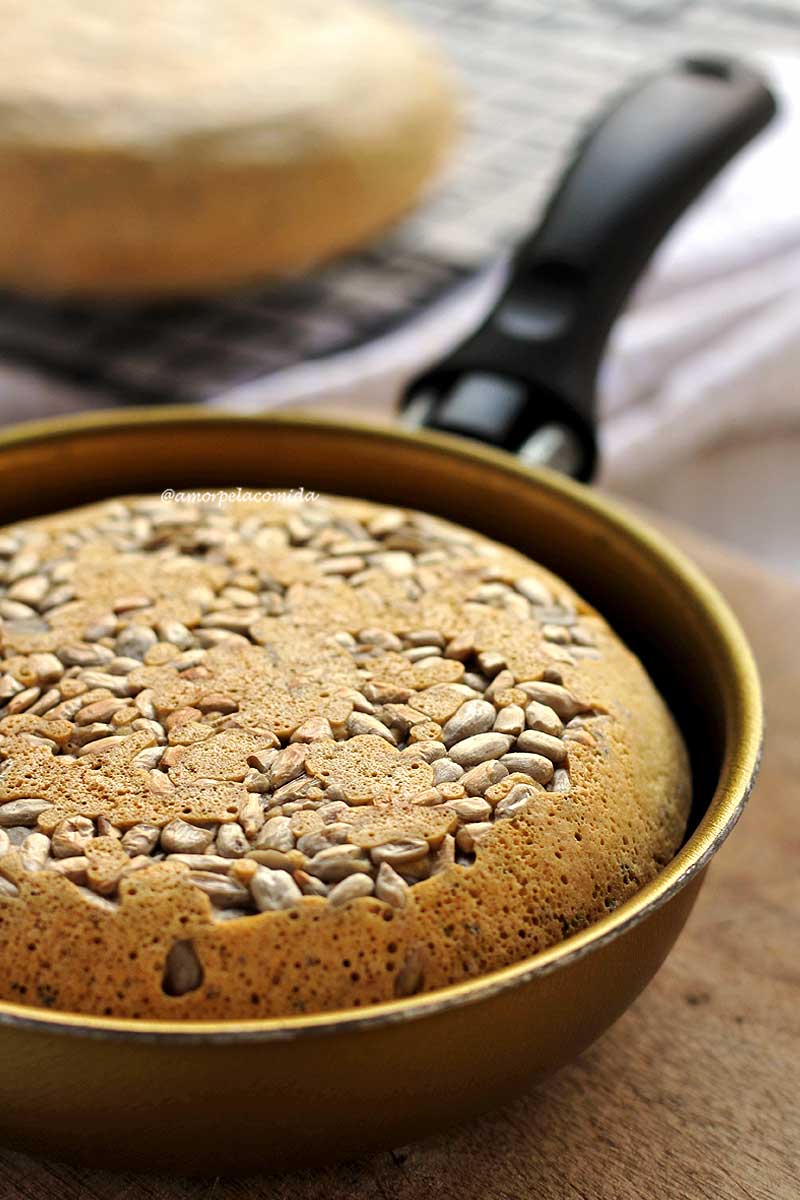 BOLO DE BANANA DE FRIGIDEIRA FIT SEM FARINHA DE TRIGO - Receitas saudáveis  com a Chef Susan Martha