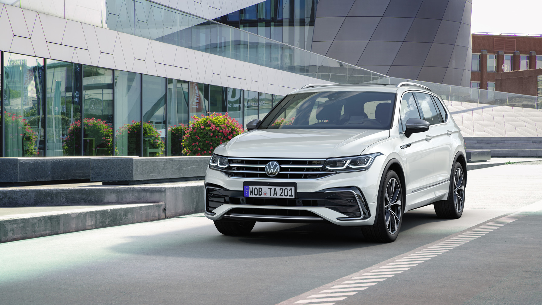 Novo VW Tiguan Allspace 2022 se prepara para enfrentar Tiggo 8