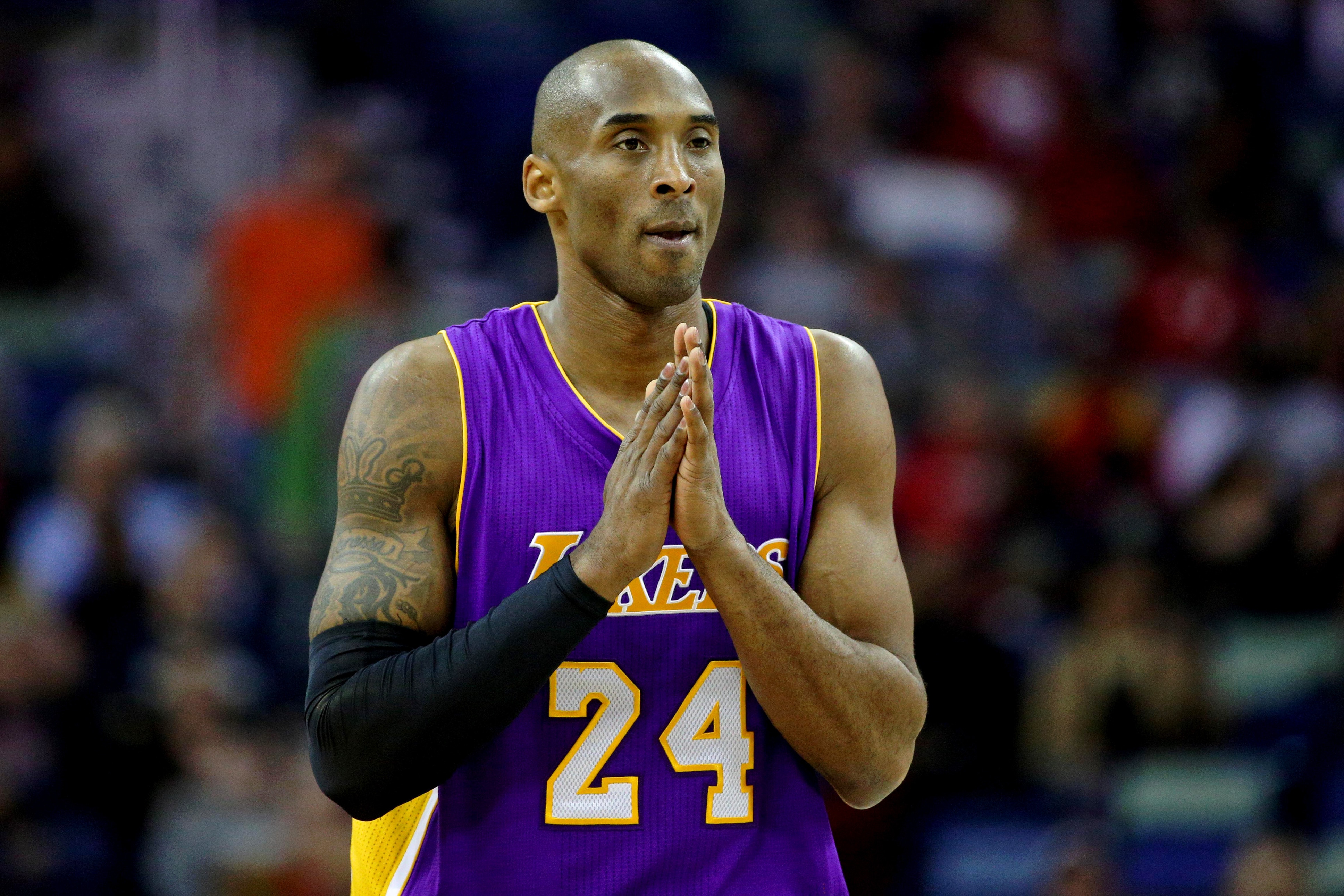 Ex-jogador Kobe Bryant morre em acidente aéreo