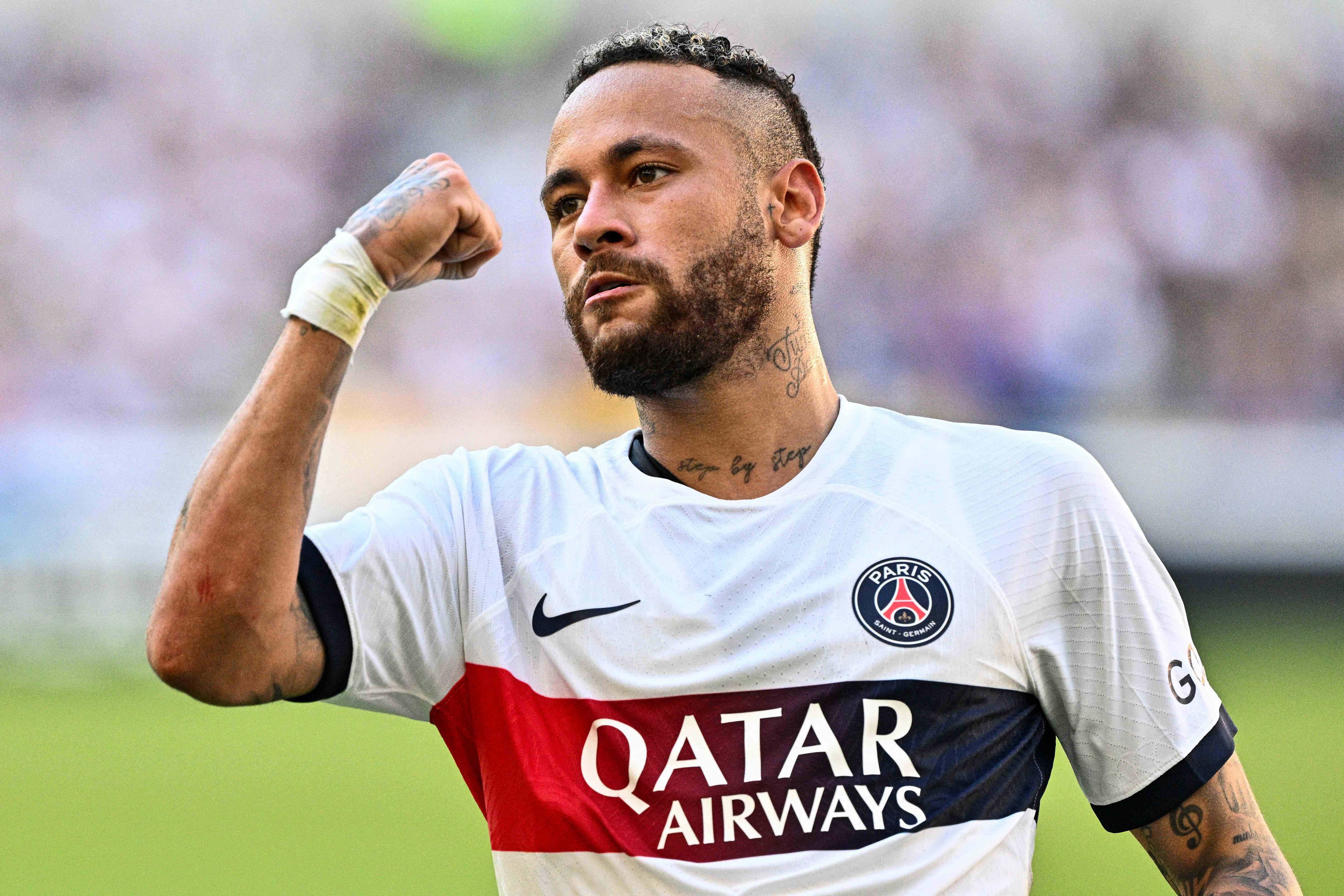 Al Hilal agora quer Neymar e oferece salário de R$ 2 mil por