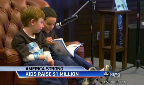 Menino de 9 anos arrecada quase US$ 2 mil vendendo limonada e doa