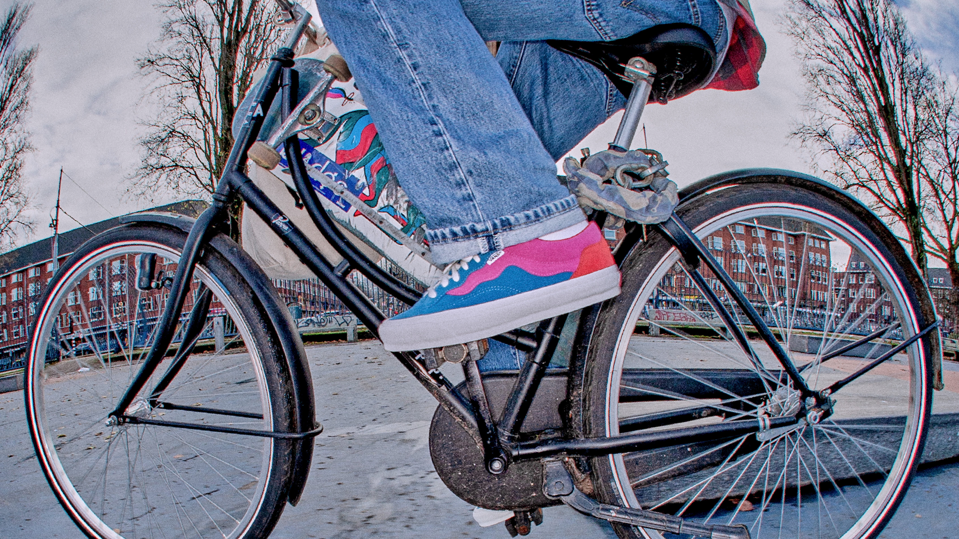 Vans e Parra retomam parceria com o OTW Old Skool 36 - Estadão