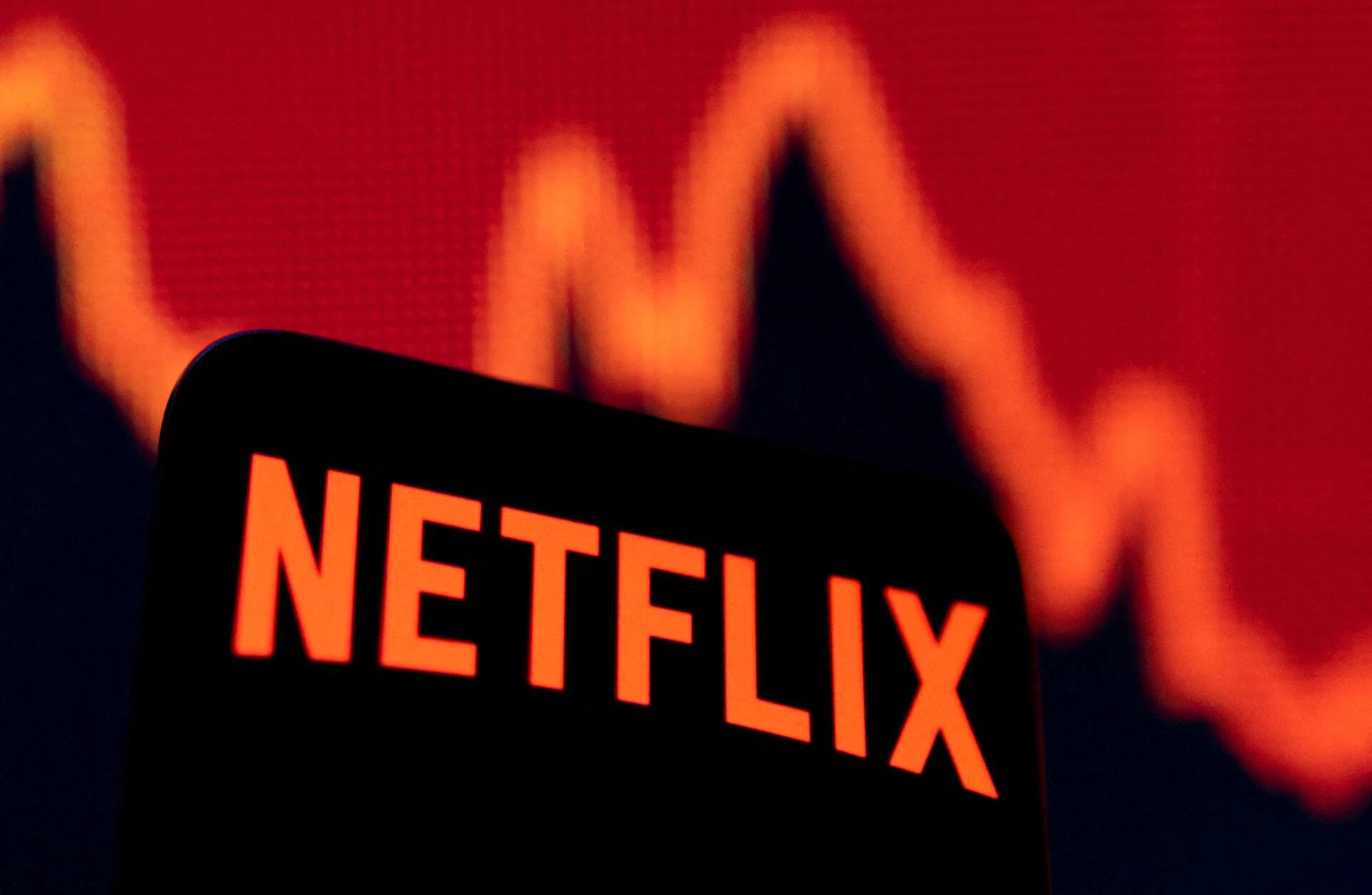 Entenda como vai funcionar a cobrança por usuário extra da Netflix