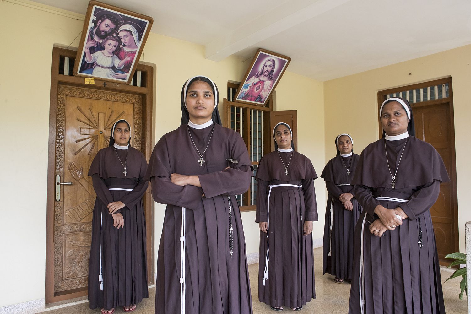 Freiras processam bispo após ele acusar a Madre Superiora de fazer