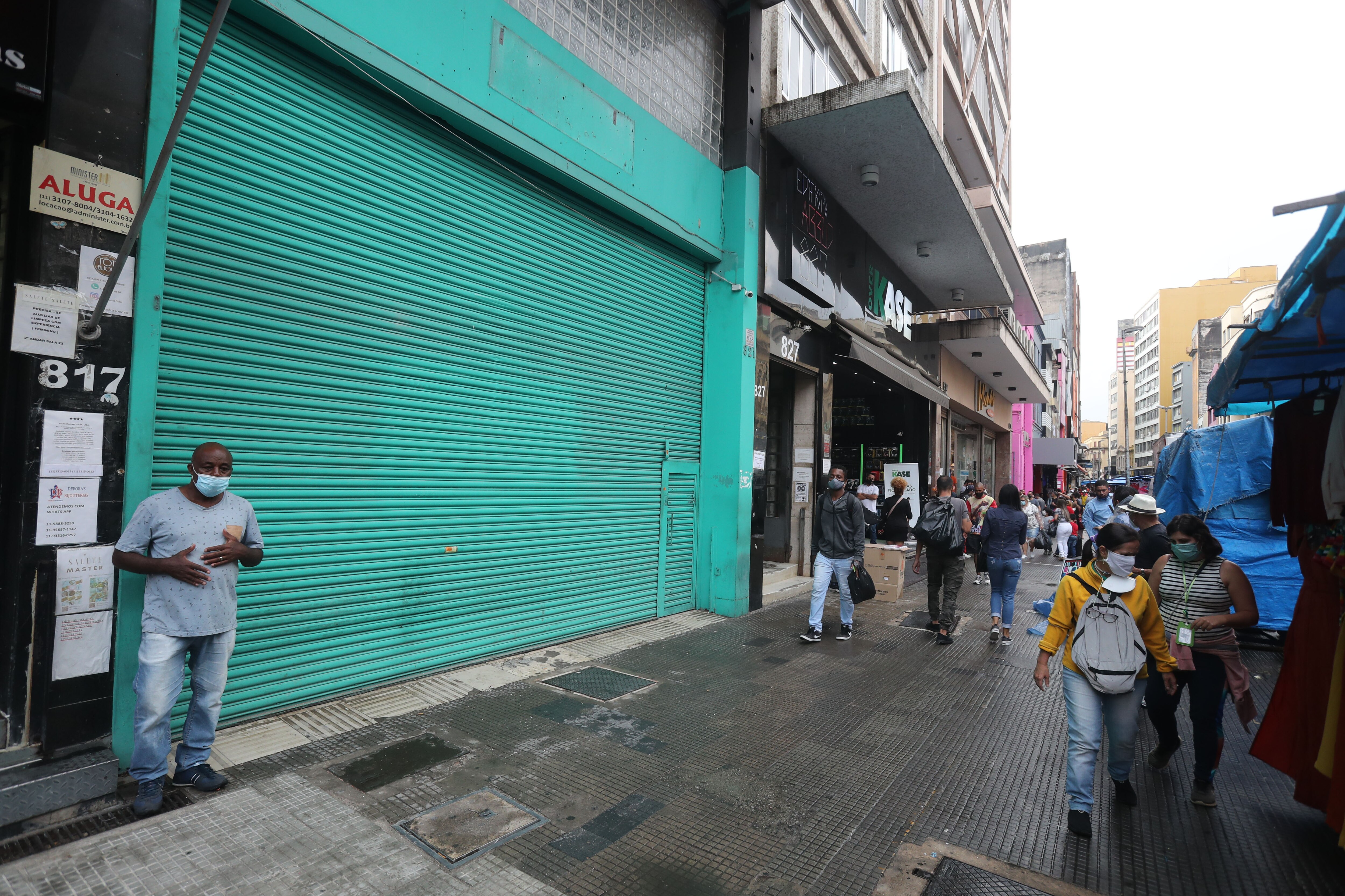 Sócios de bar e restaurante defendem cautela na reabertura em SP