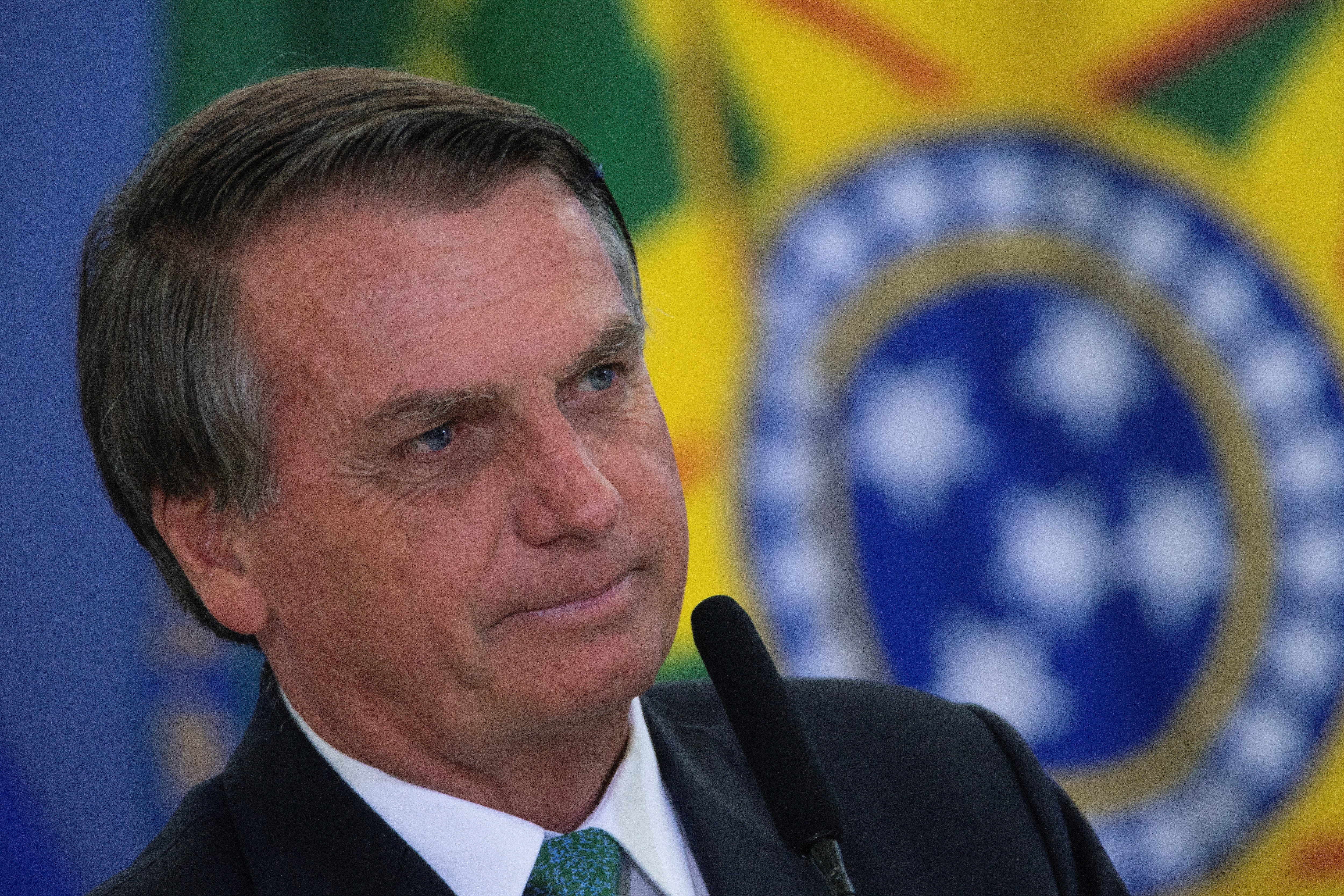 Panel legislativo pide acusar a Bolsonaro de golpe por asonada