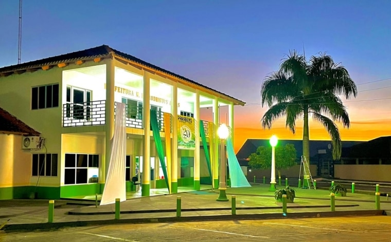 A cidade de Rodrigues Alves fica a 626 quilômetros da capital do Acre, Rio Branco (