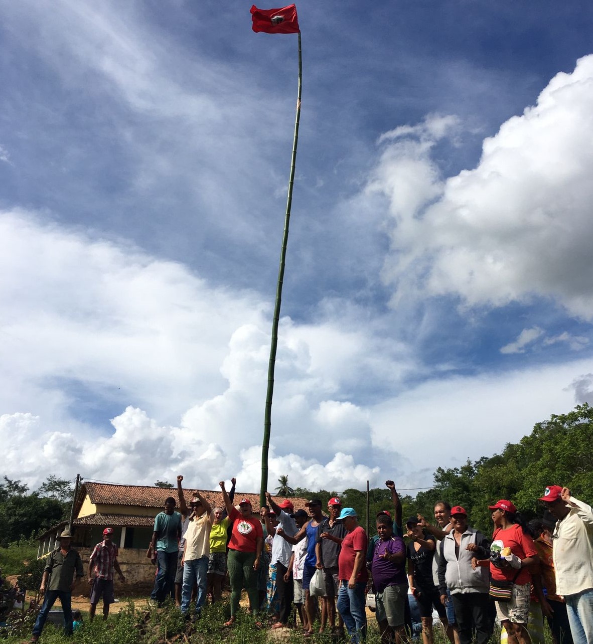 Invasão do MST nesta segunda-feira, 3, nas terras do Engenho Cumbe, no município de Timbaúba em Pernambuco - 03/04/2023