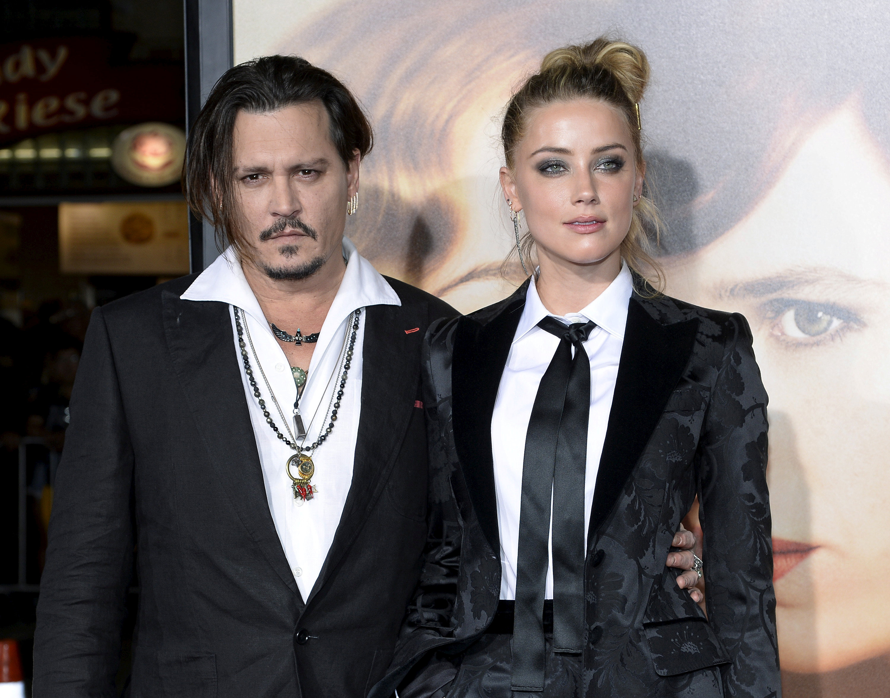 Johnny Depp e Amber Heard se enfrentam novamente em julgamento por