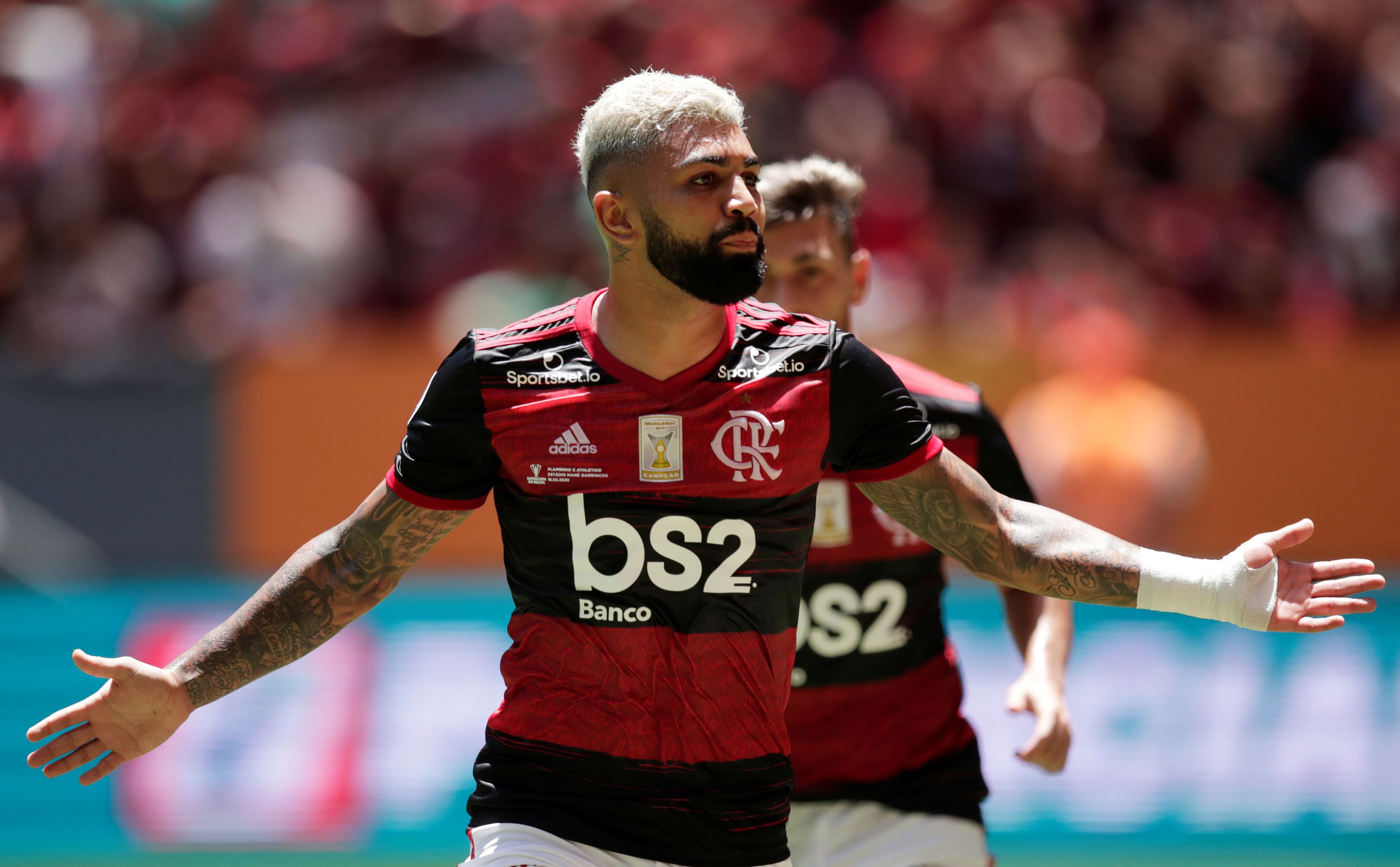 Flamengo faz 3 a 0, derrota o Athletico-PR e é campeão da