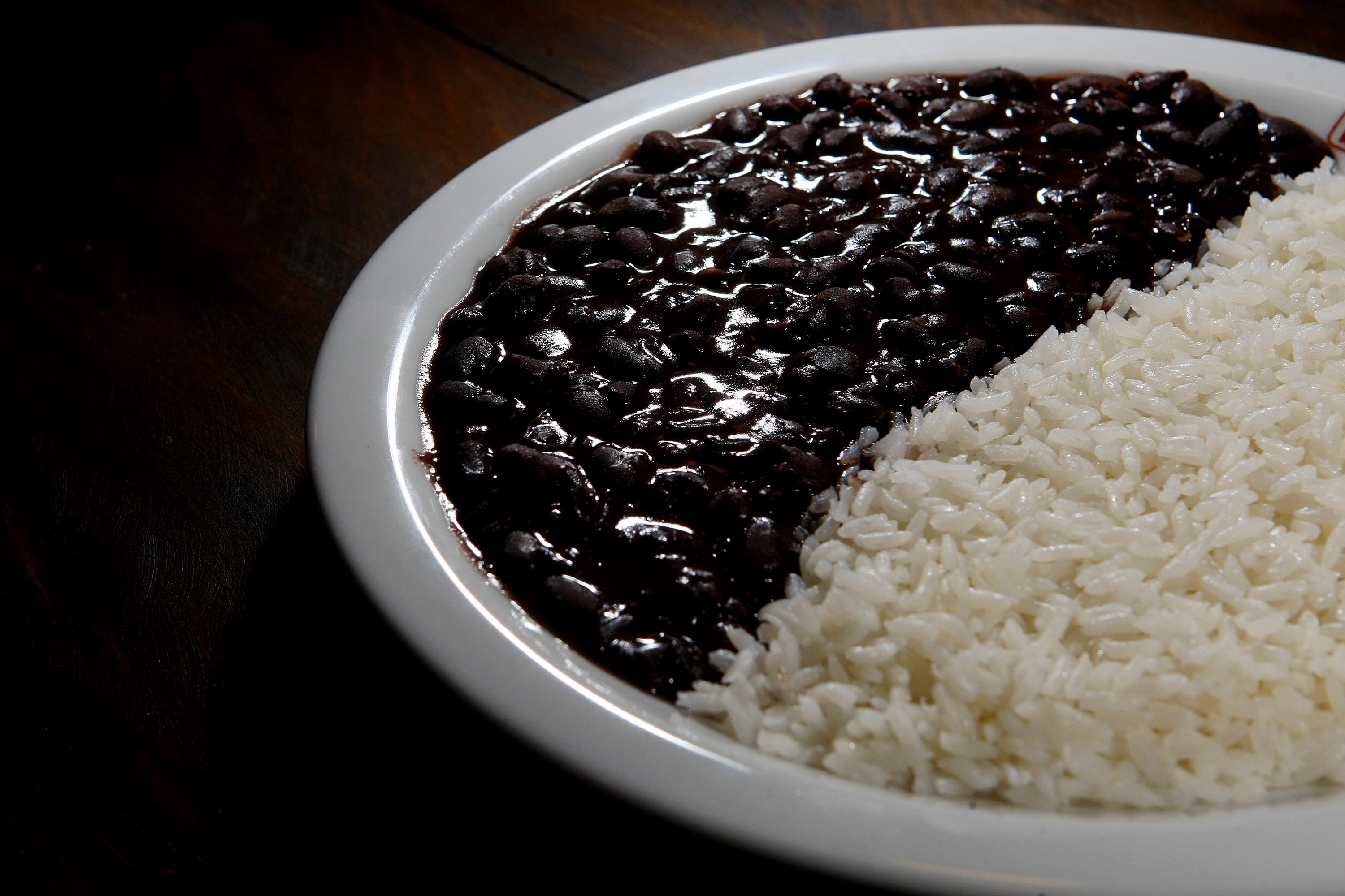 Como fazer bife, a combinação perfeita do arroz com feijão