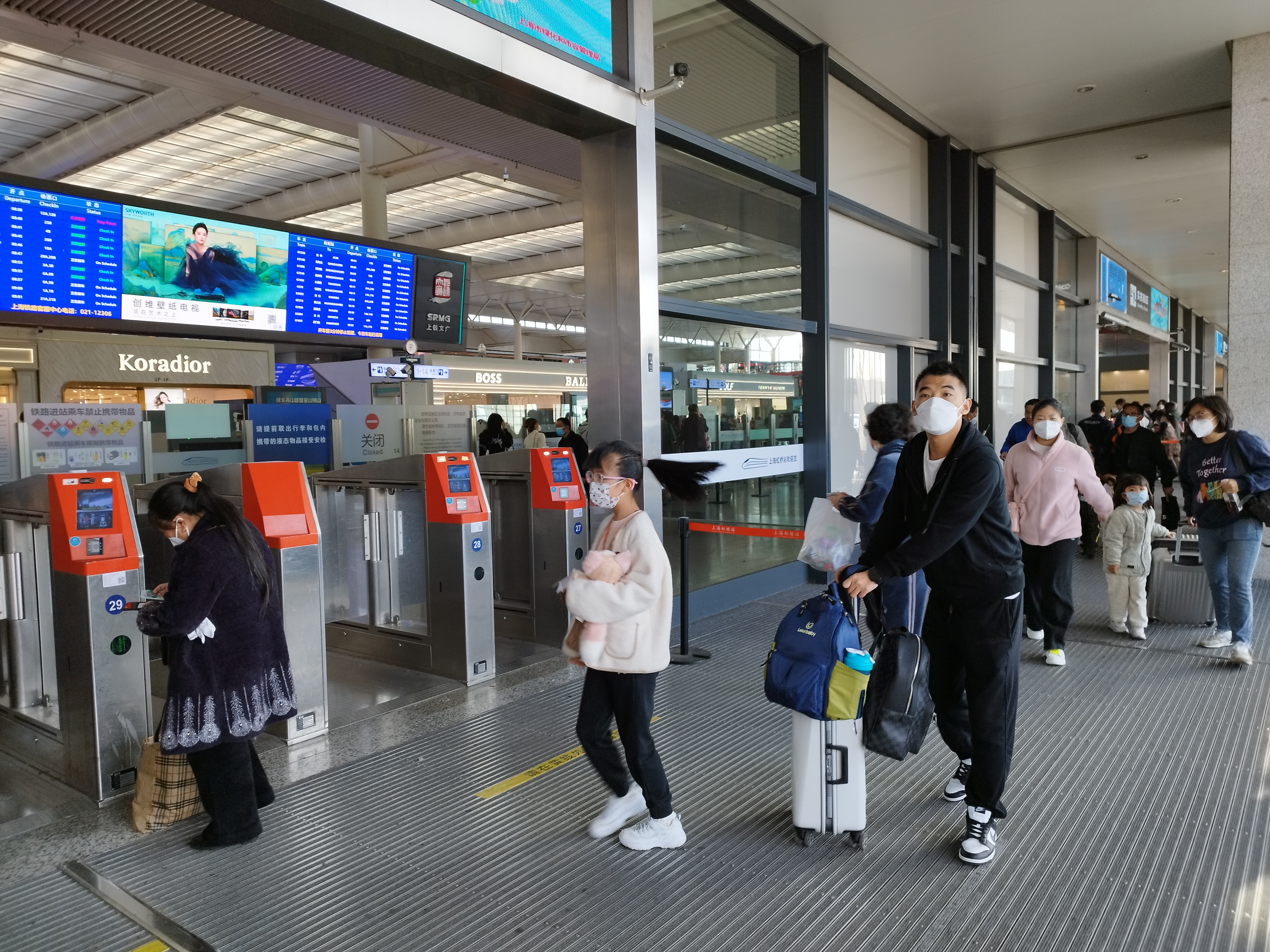 Como o trem-bala mudou o transporte de passageiros na China e desbancou o  avião